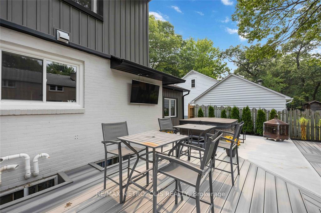 Photo 31 of 552 Cathcart Boulevard, Sarnia — HOMEH