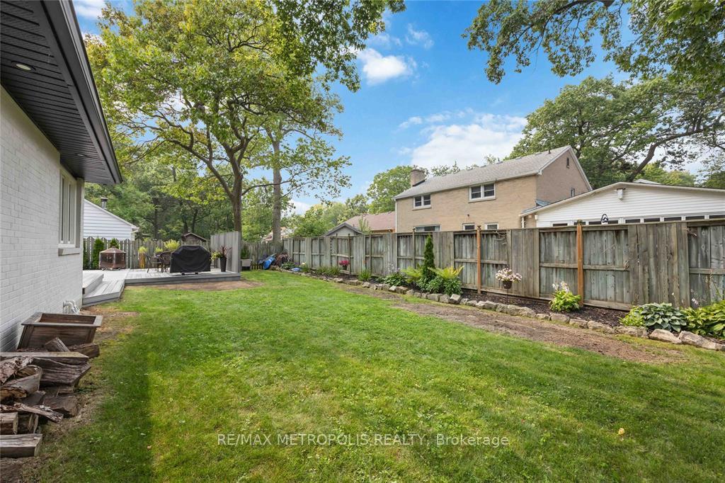 Photo 41 of 552 Cathcart Boulevard, Sarnia — HOMEH