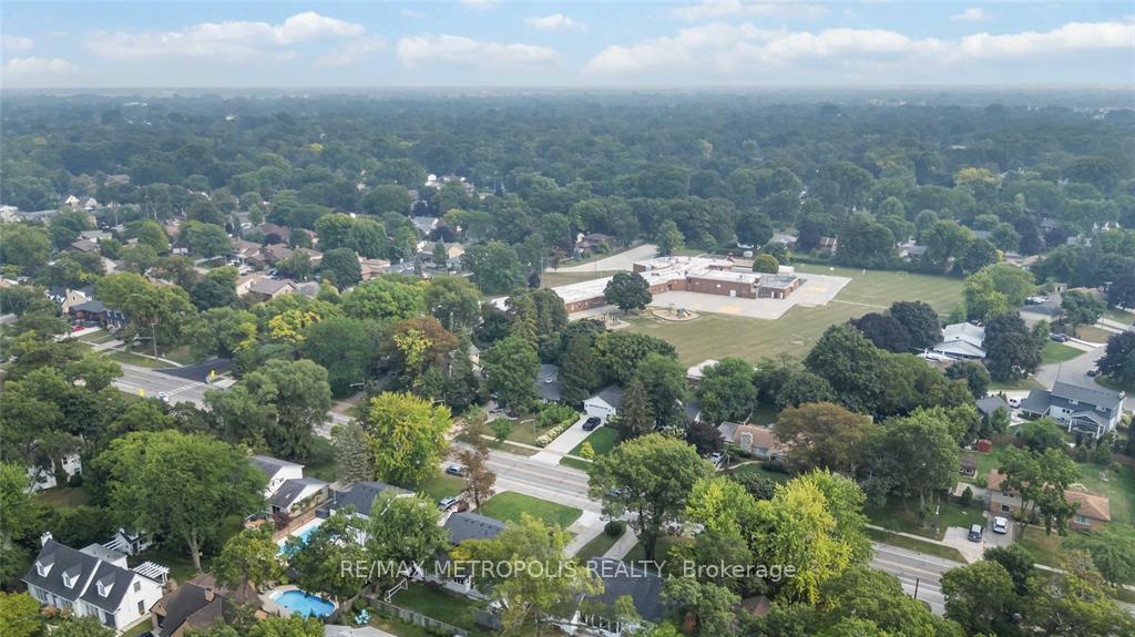 Photo 36 of 552 Cathcart Boulevard, Sarnia — HOMEH