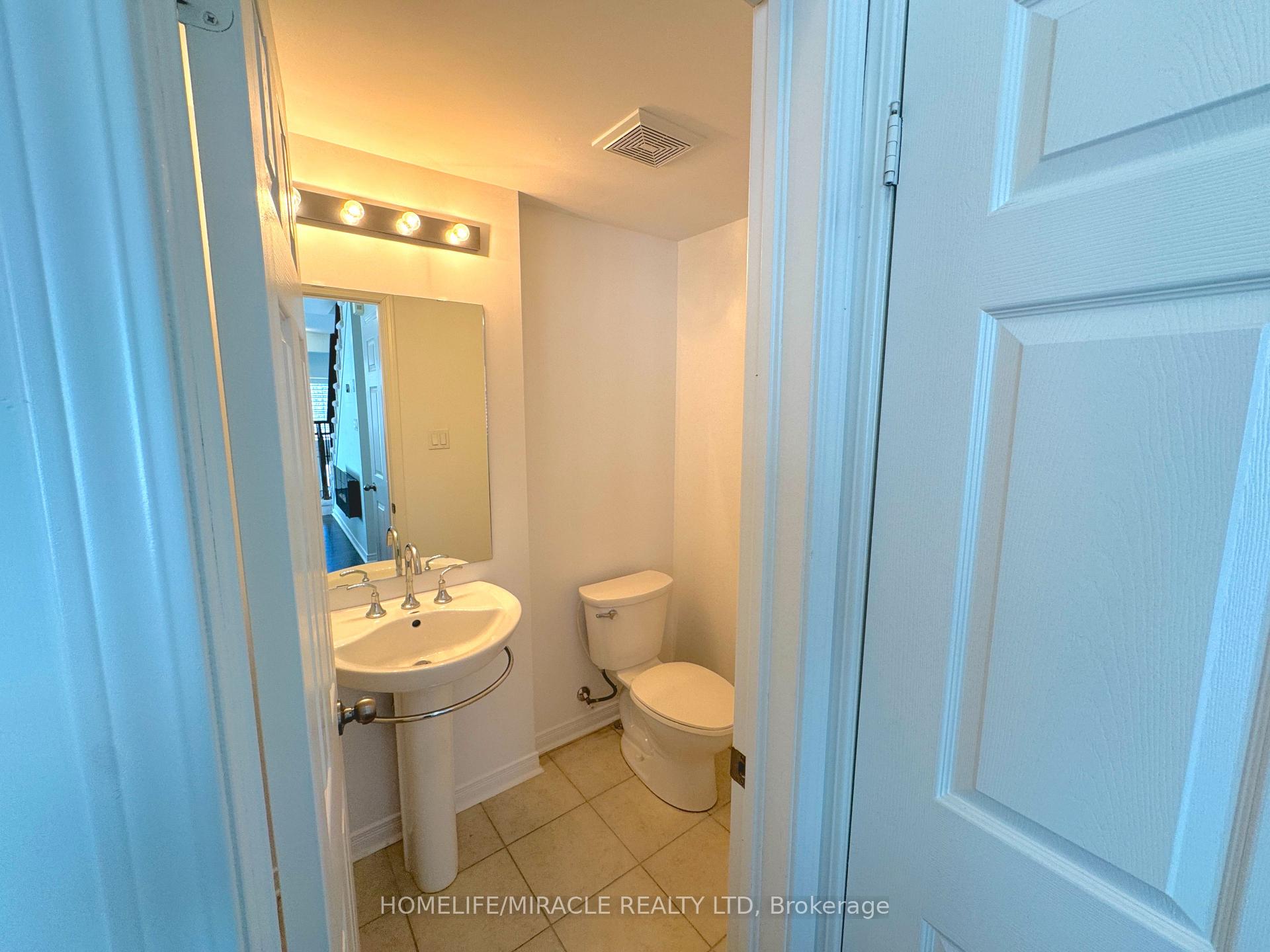 Photo 3 of Unit 48, 180 Howden Boulevard, Brampton, Westgate — HOMEH
