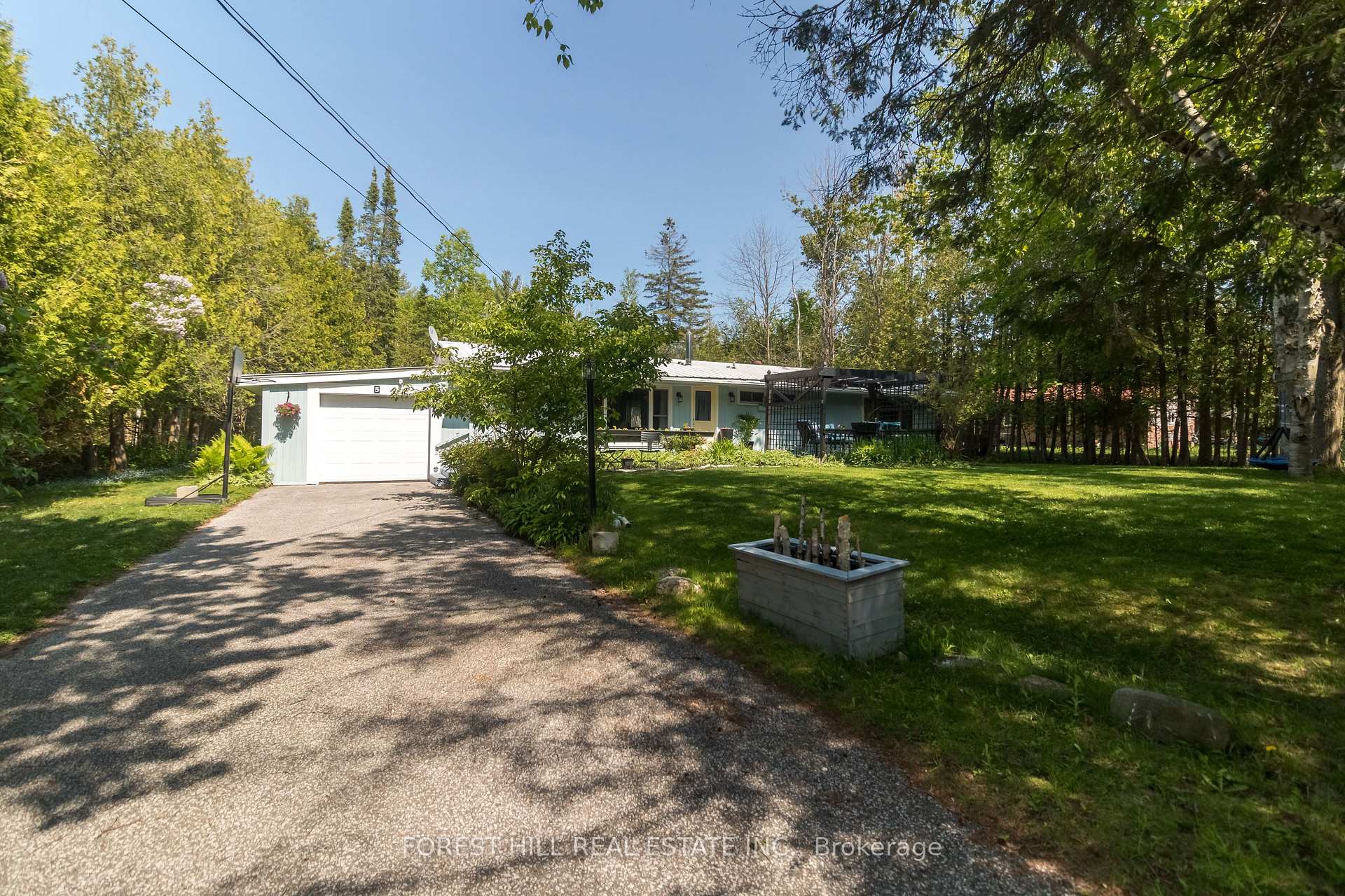 Photo 44 of 5 Coppercliff Crescent, Tiny, Rural Tiny — HOMEH