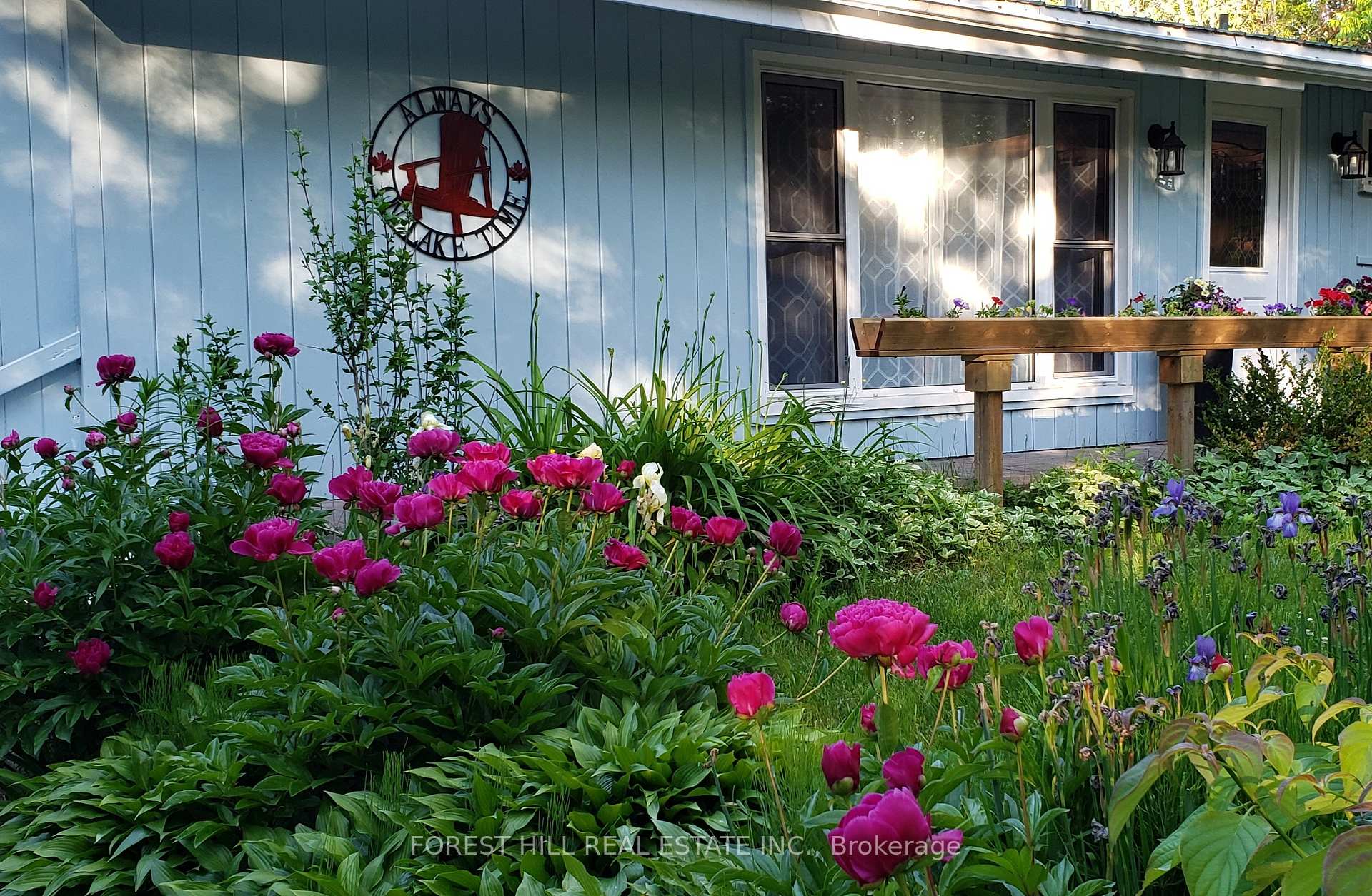 Photo 3 of 5 Coppercliff Crescent, Tiny, Rural Tiny — HOMEH