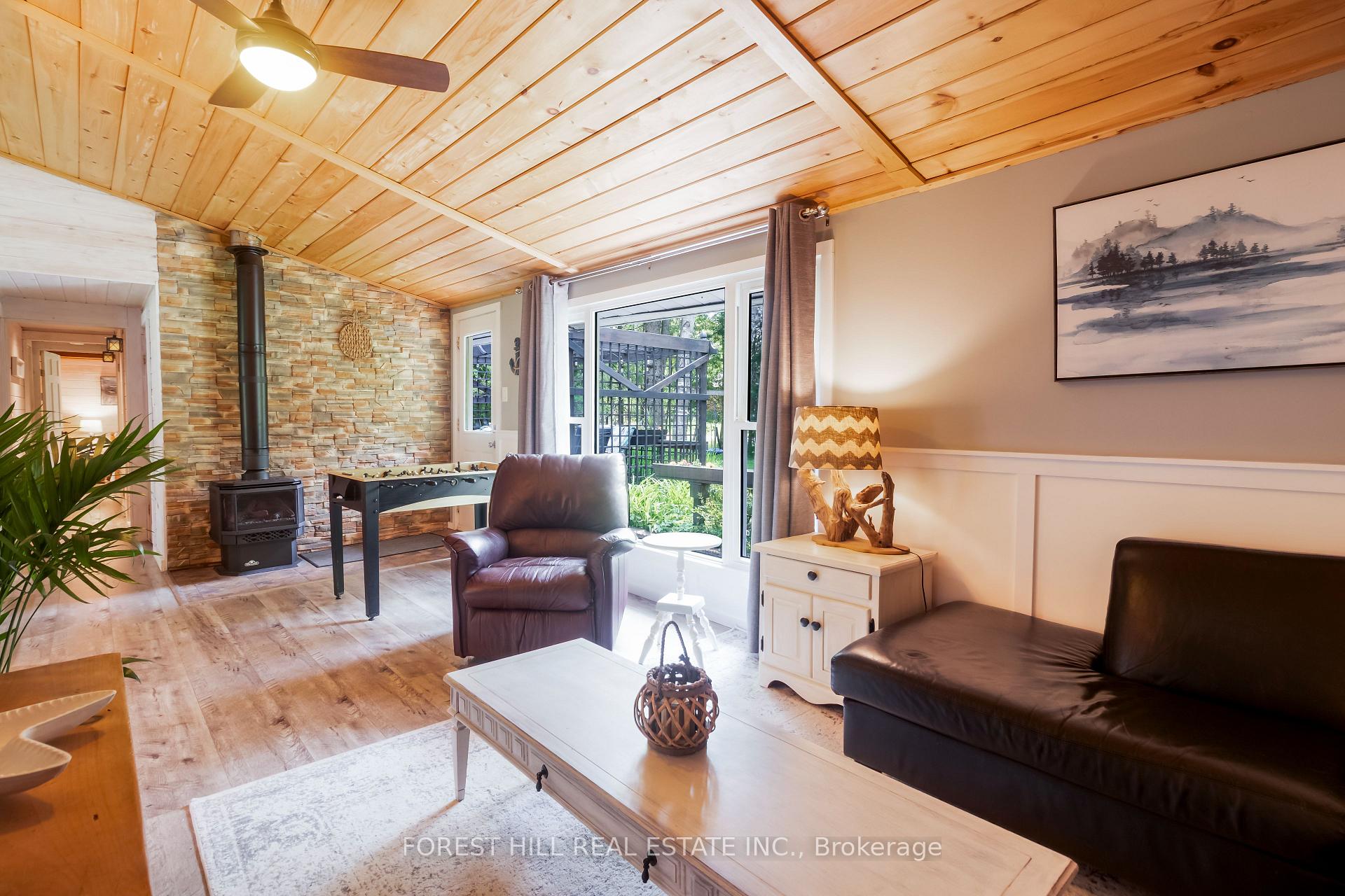 Photo 16 of 5 Coppercliff Crescent, Tiny, Rural Tiny — HOMEH