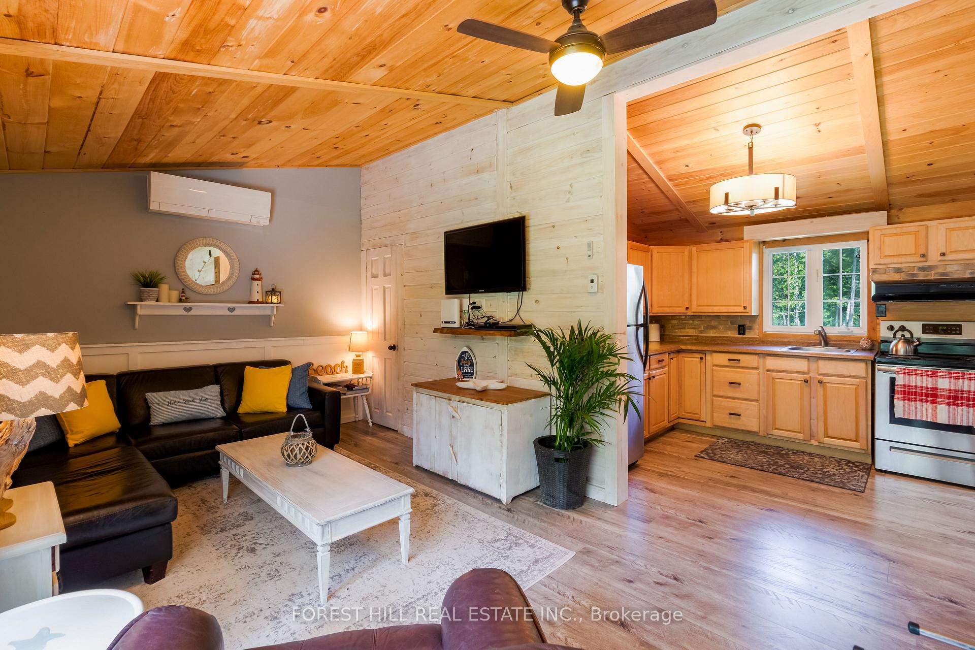 Photo 15 of 5 Coppercliff Crescent, Tiny, Rural Tiny — HOMEH