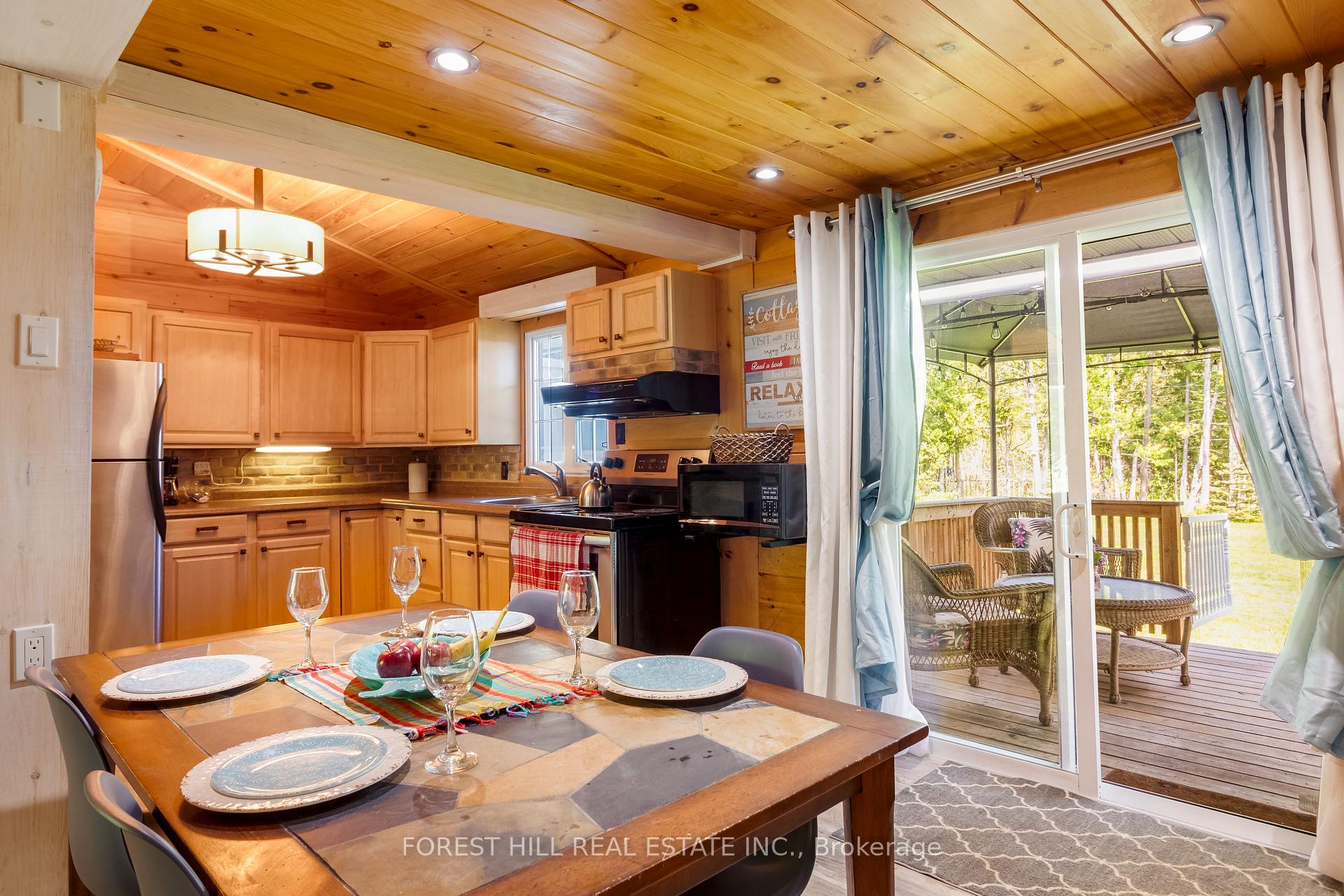 Photo 18 of 5 Coppercliff Crescent, Tiny, Rural Tiny — HOMEH