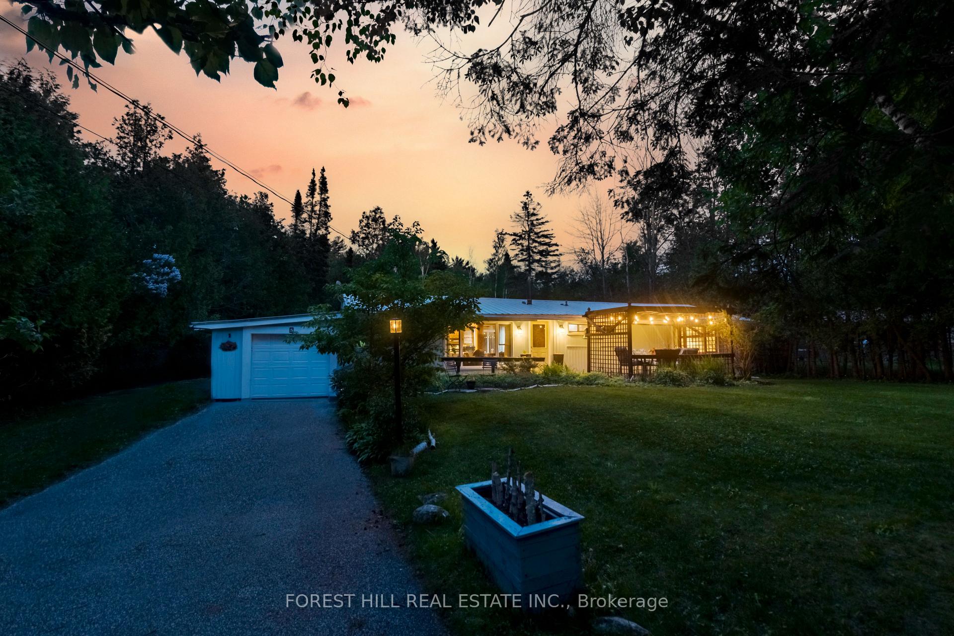 Photo 36 of 5 Coppercliff Crescent, Tiny, Rural Tiny — HOMEH