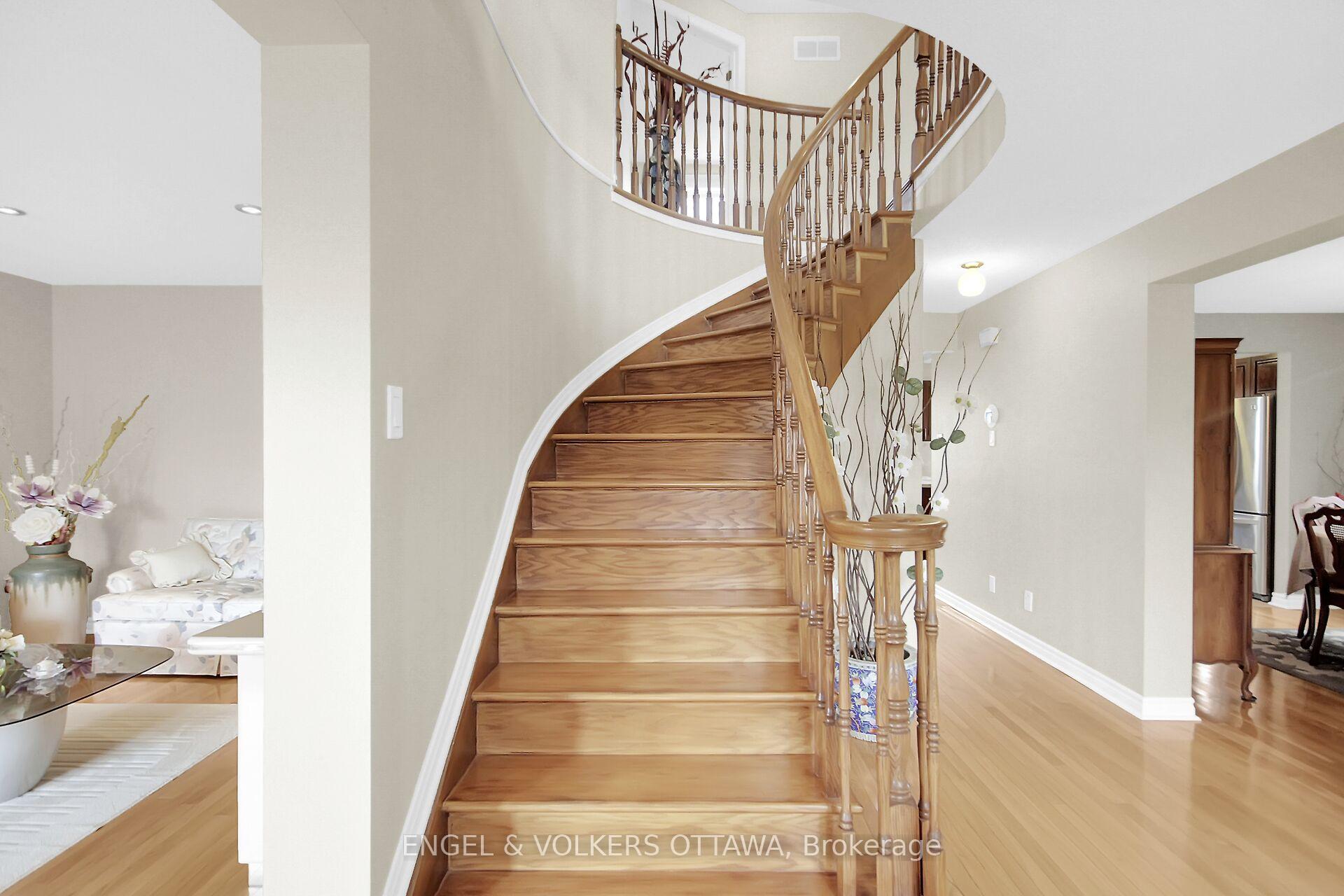 Photo 18 of 4 Stradwick Avenue, Ottawa, Barrhaven - Cedargrove/Fraserdale — HOMEH