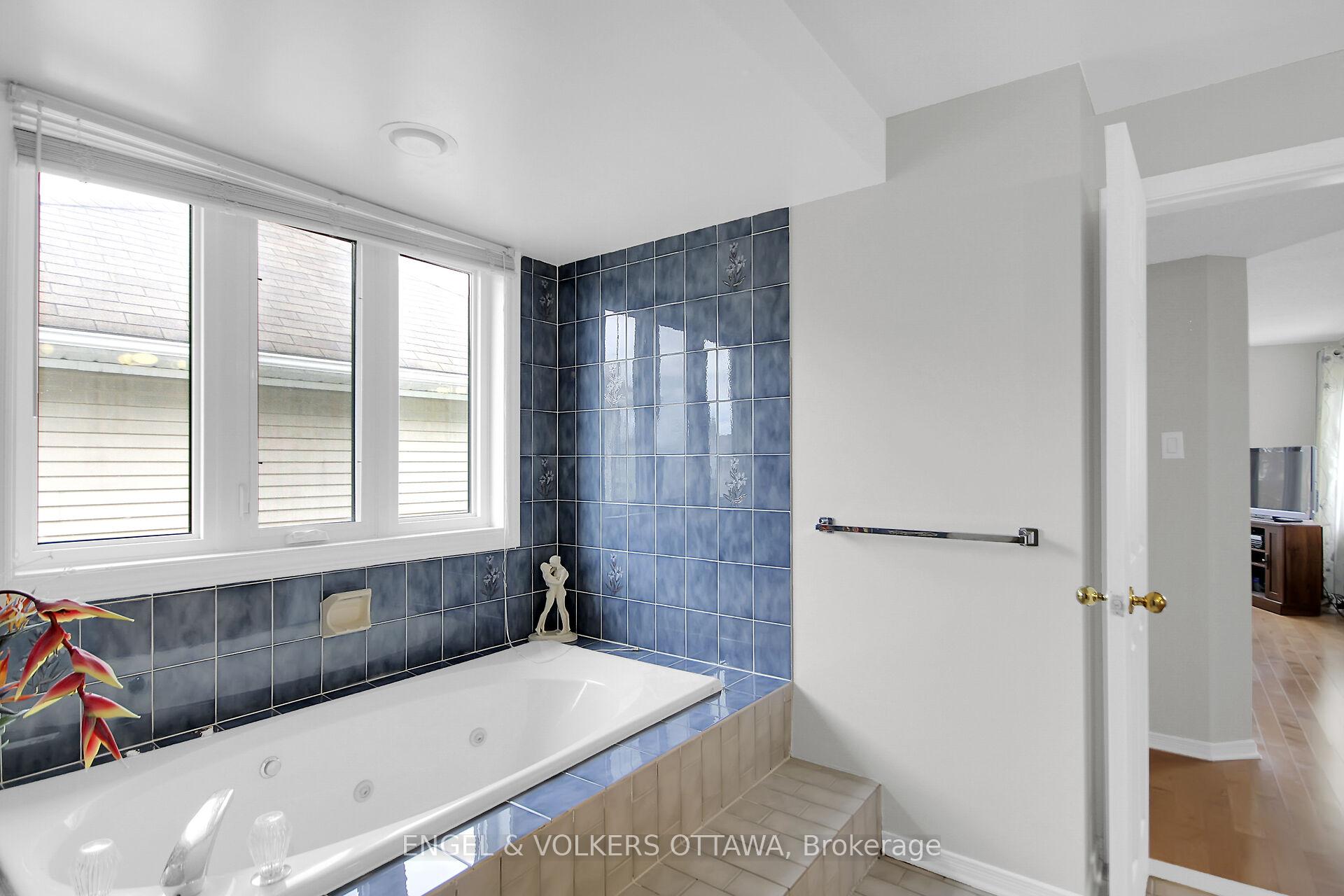 Photo 26 of 4 Stradwick Avenue, Ottawa, Barrhaven - Cedargrove/Fraserdale — HOMEH