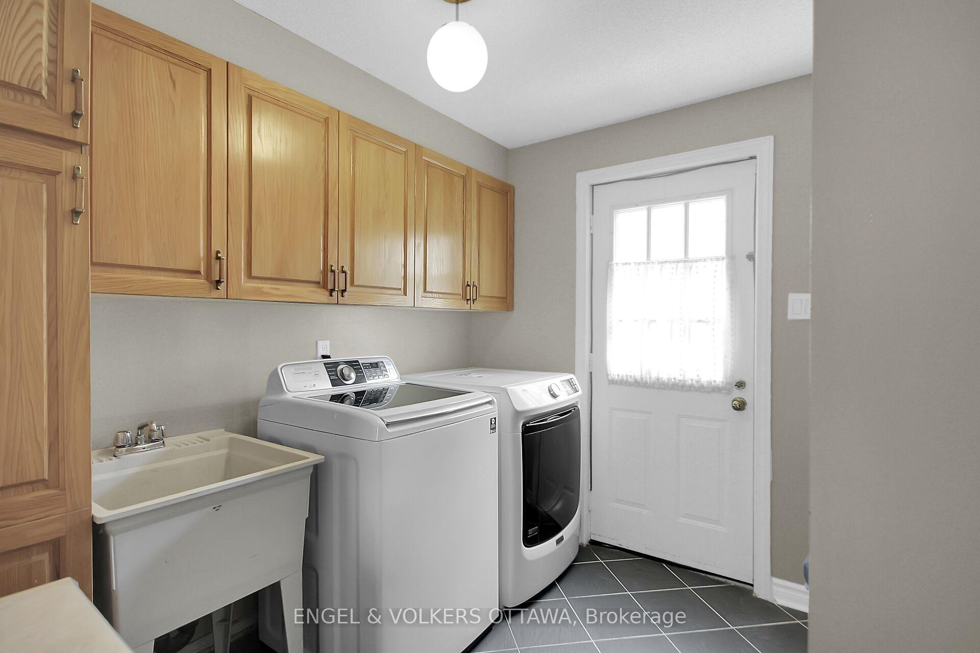 Photo 33 of 4 Stradwick Avenue, Ottawa, Barrhaven - Cedargrove/Fraserdale — HOMEH
