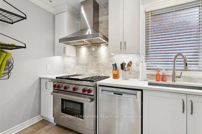 Photo 16 of 62 Lawrence Avenue W, Toronto, Lawrence Park North — HOMEH