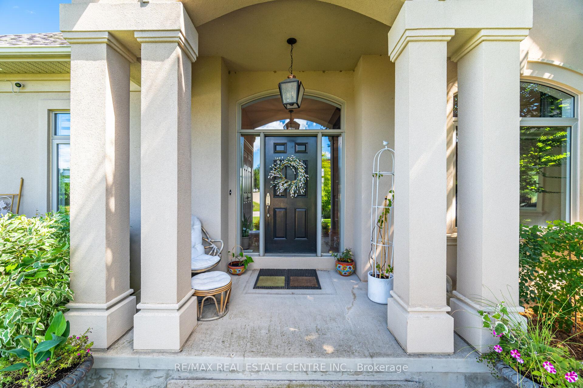 Photo 4 of 86 Canters Close, Kitchener — HOMEH