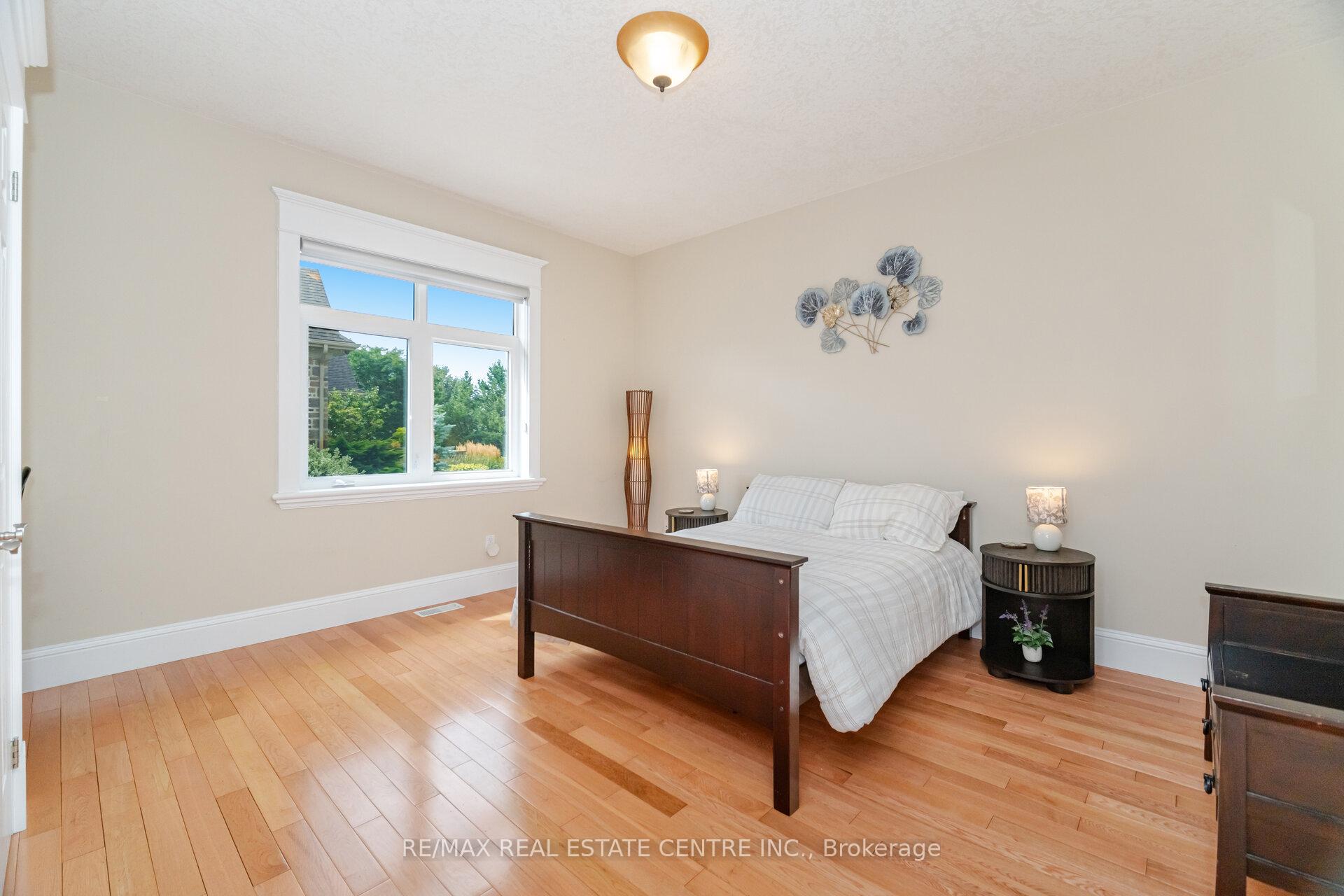 Photo 46 of 86 Canters Close, Kitchener — HOMEH
