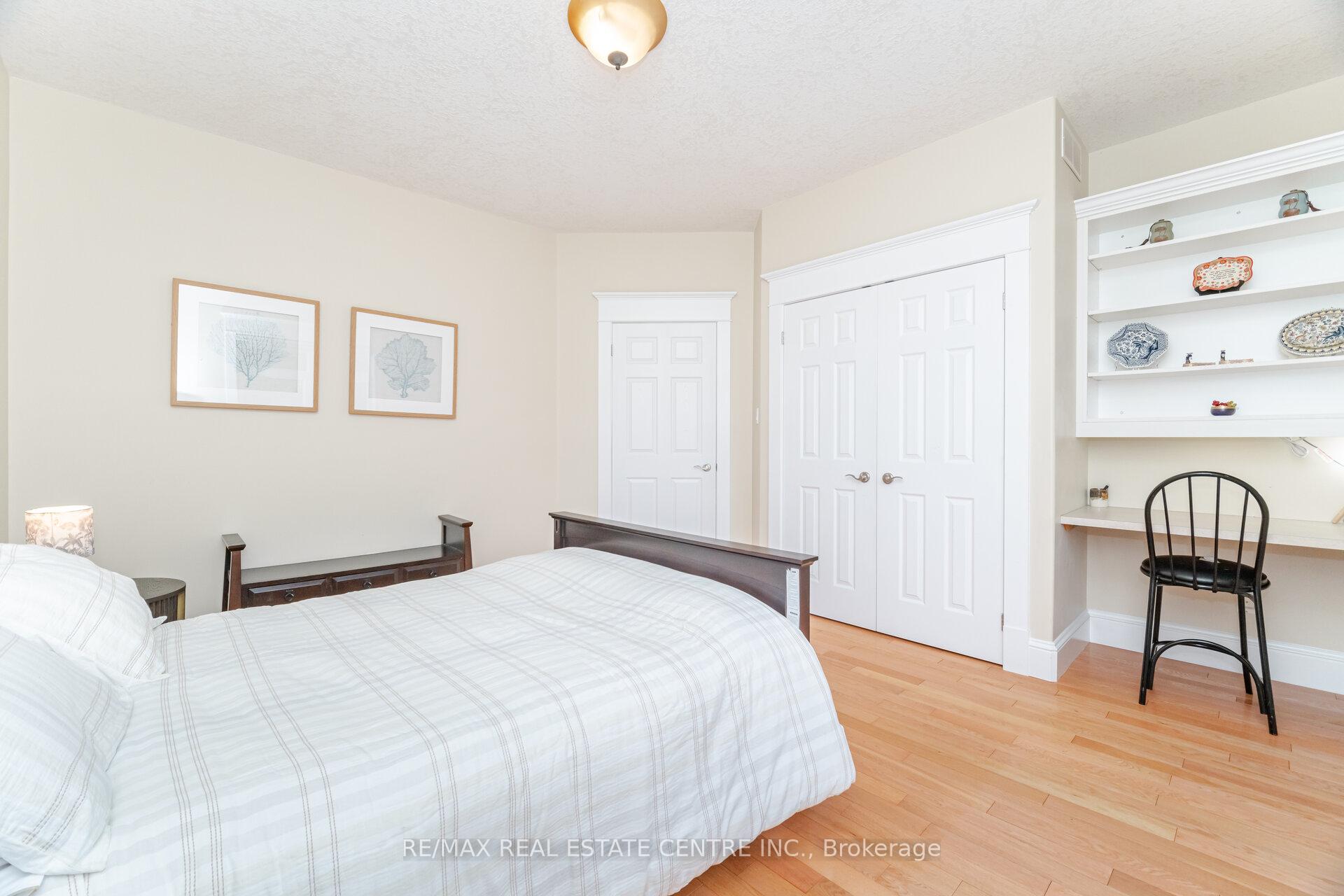 Photo 18 of 86 Canters Close, Kitchener — HOMEH