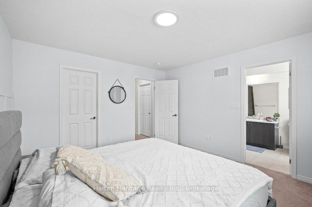 Photo 14 of 105 Thompson Road, Haldimand — HOMEH