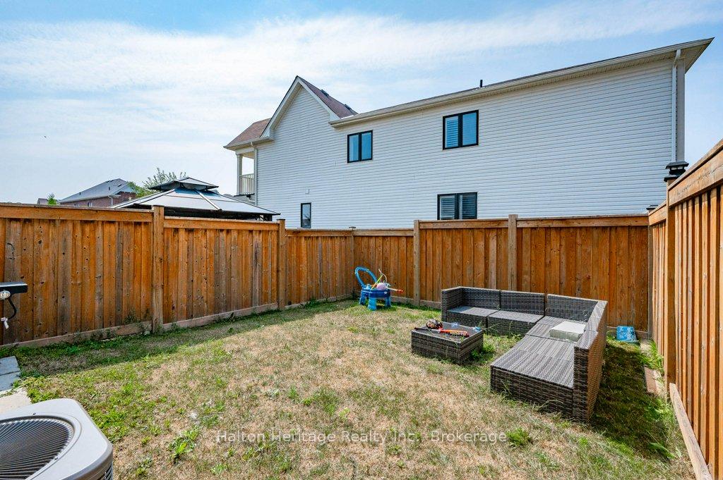 Photo 29 of 105 Thompson Road, Haldimand — HOMEH