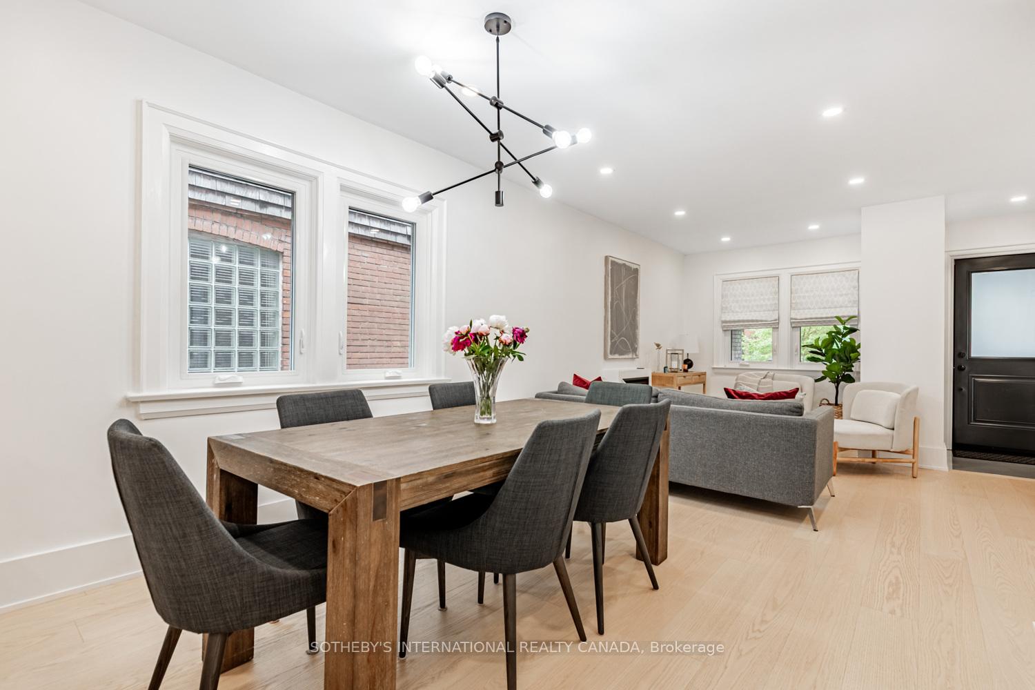 Photo 9 of 21 McCord Road, Toronto, Mount Pleasant East — HOMEH