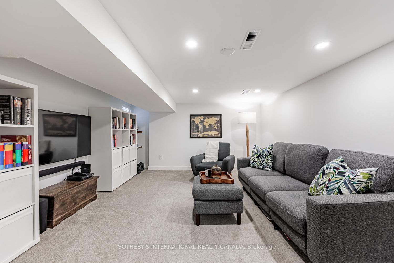 Photo 20 of 21 McCord Road, Toronto, Mount Pleasant East — HOMEH