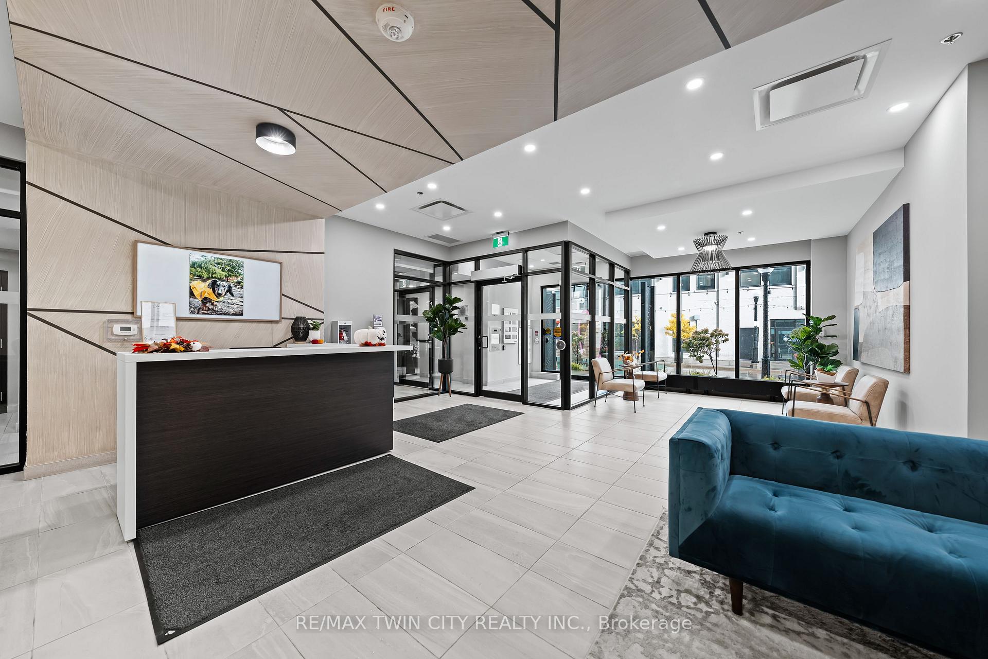 Photo 21 of Unit 2407, 60 Charles Street W, Kitchener — HOMEH