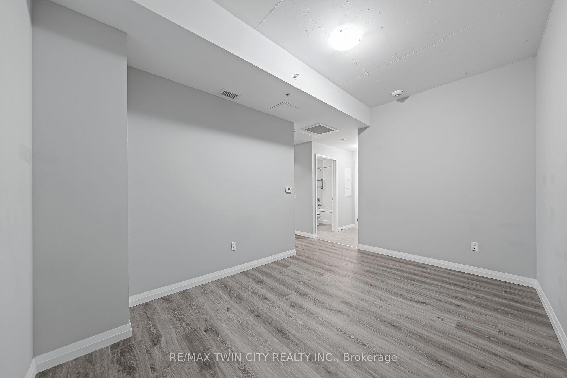 Photo 4 of Unit 2407, 60 Charles Street W, Kitchener — HOMEH