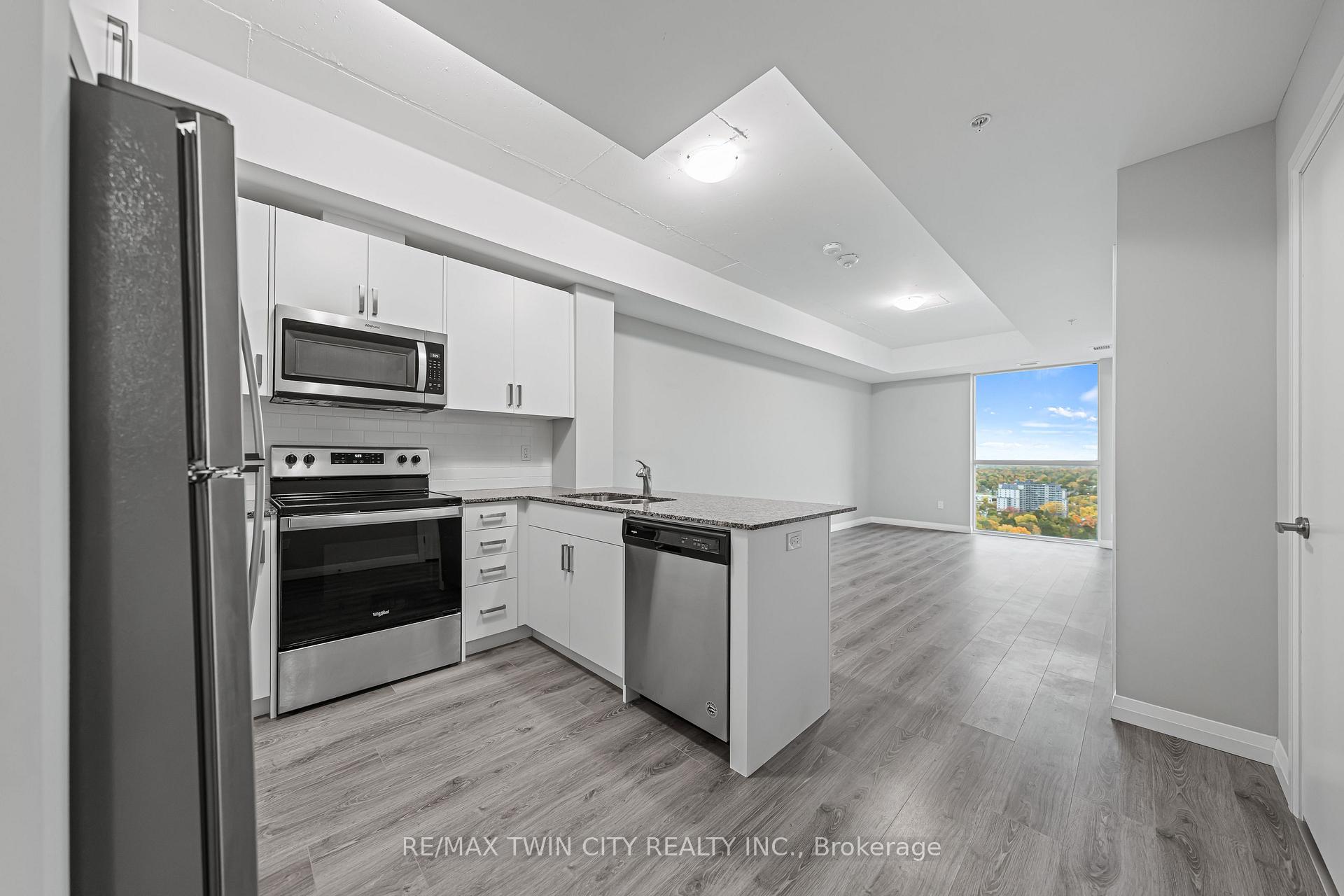 Photo 26 of Unit 2407, 60 Charles Street W, Kitchener — HOMEH