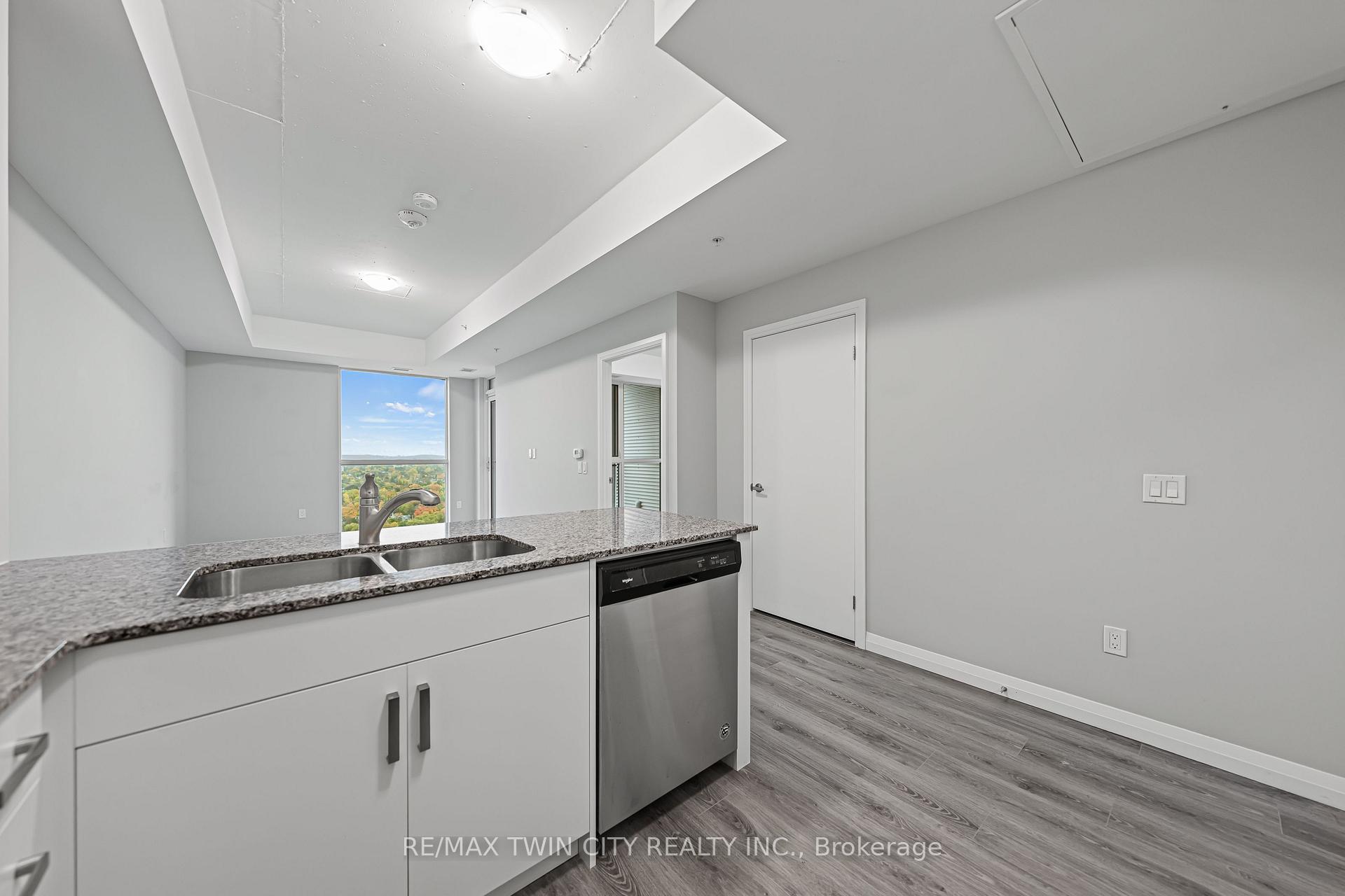 Photo 8 of Unit 2407, 60 Charles Street W, Kitchener — HOMEH