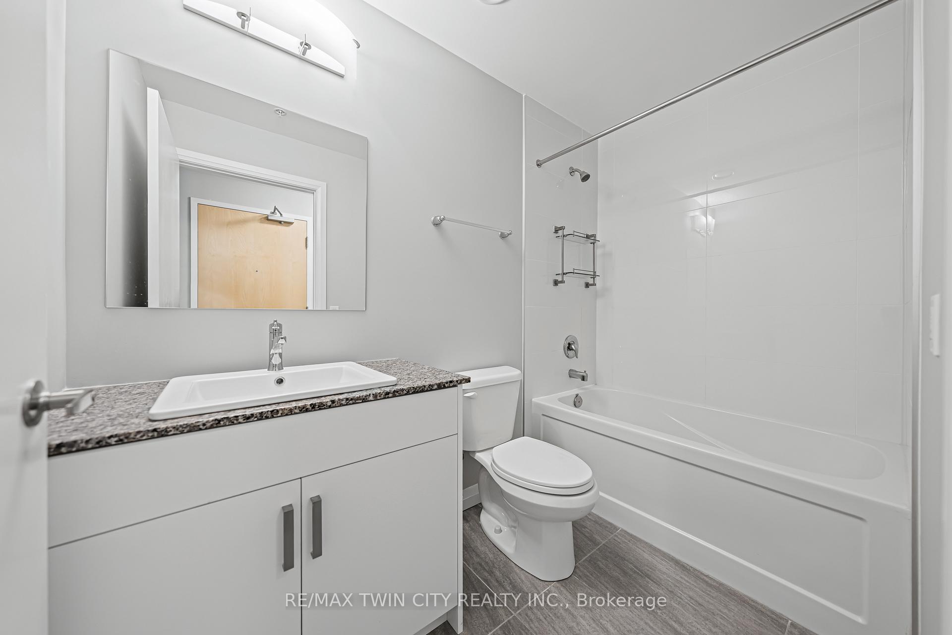 Photo 19 of Unit 2407, 60 Charles Street W, Kitchener — HOMEH