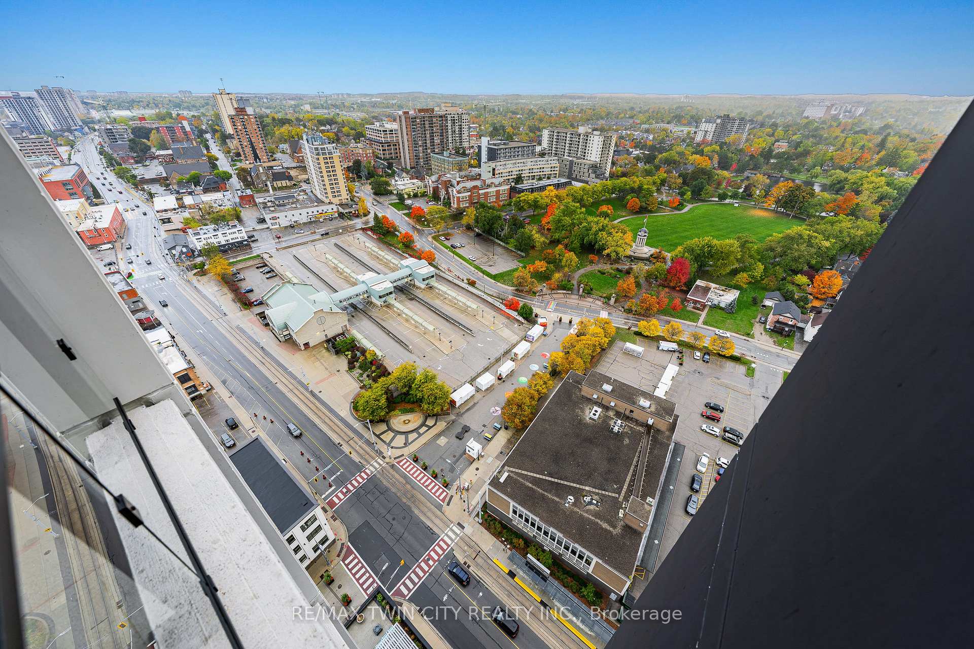 Photo 39 of Unit 2407, 60 Charles Street W, Kitchener — HOMEH