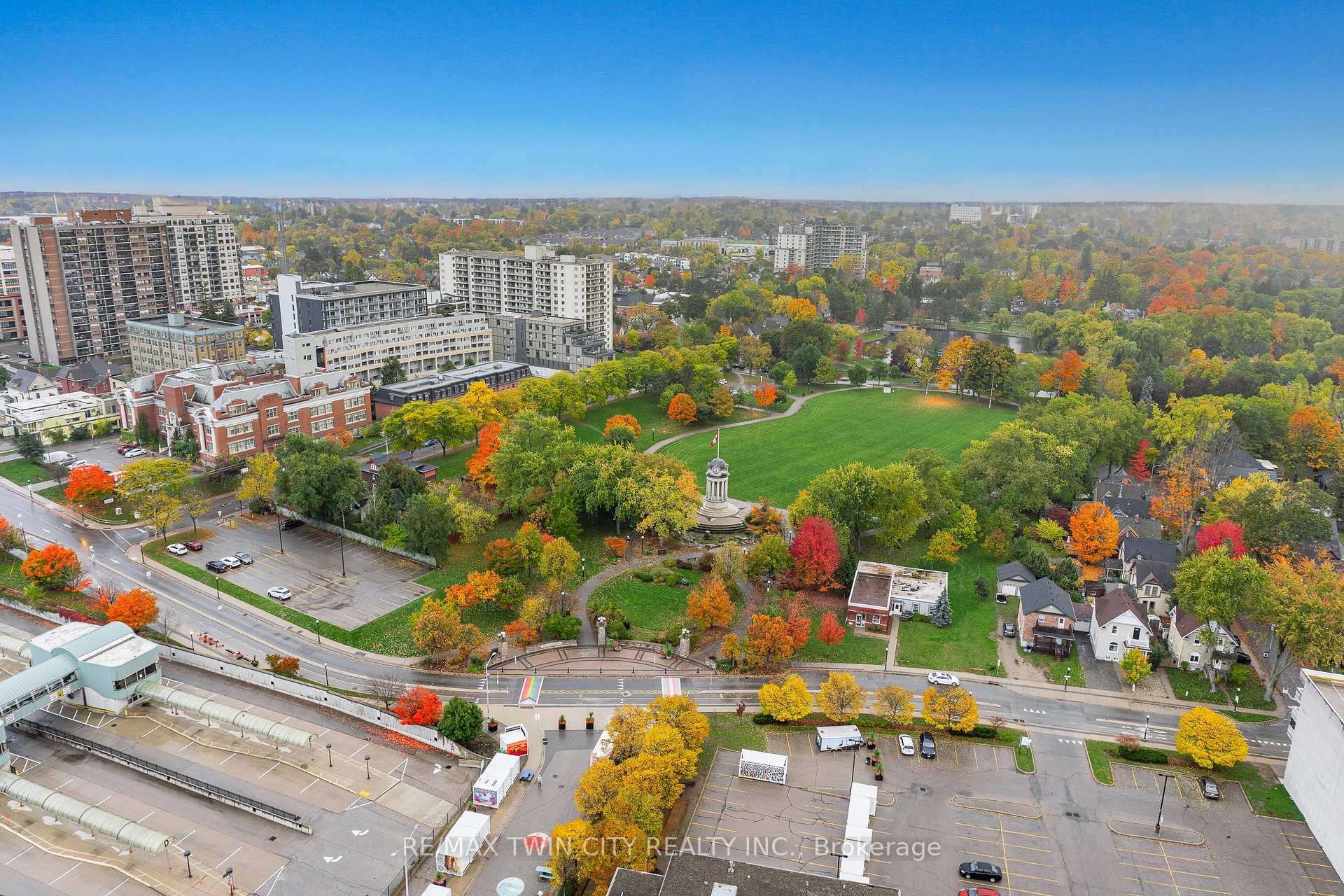 Photo 27 of Unit 2407, 60 Charles Street W, Kitchener — HOMEH