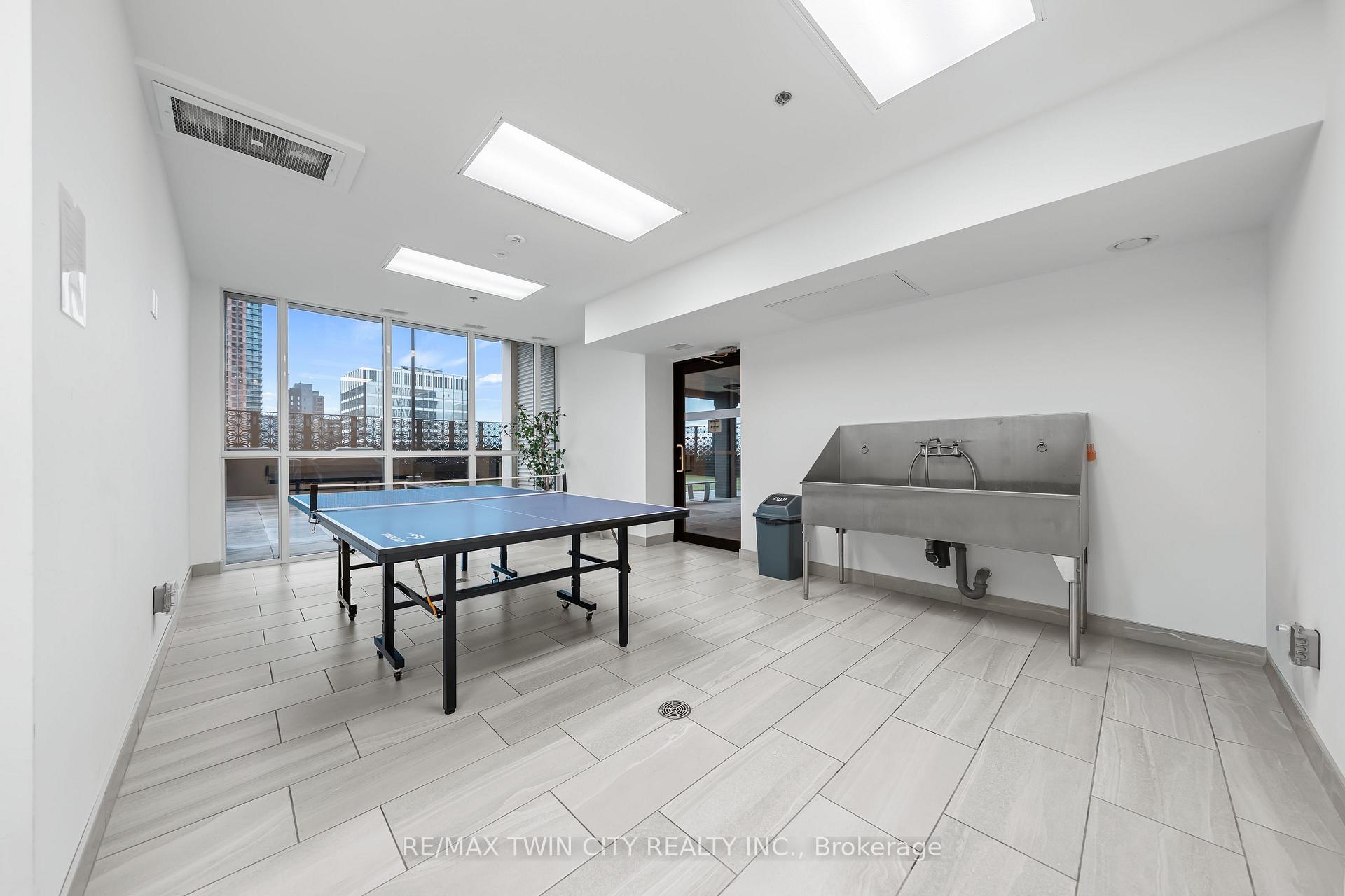 Photo 34 of Unit 2407, 60 Charles Street W, Kitchener — HOMEH