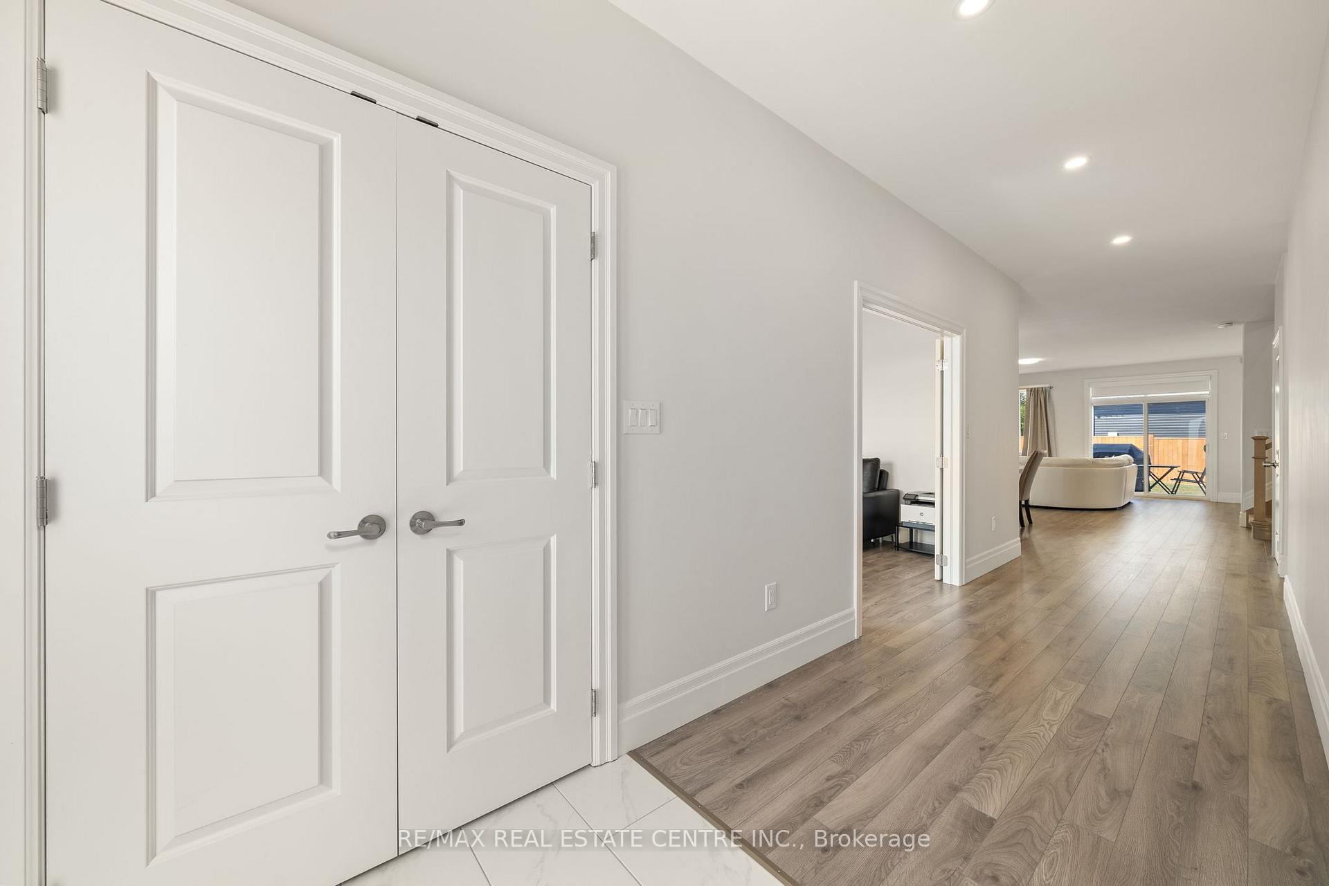 Photo 3 of 218 Beasley Crescent, Prince Edward County, Hallowell Ward — HOMEH