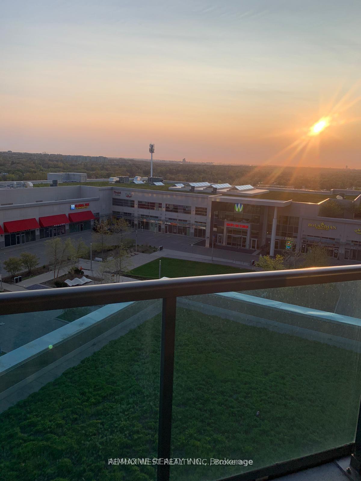 Photo 12 of Unit 505, 7171 Yonge Street, Markham, Grandview — HOMEH