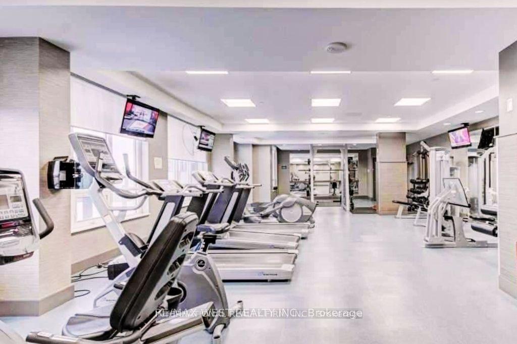 Photo 8 of Unit 505, 7171 Yonge Street, Markham, Grandview — HOMEH