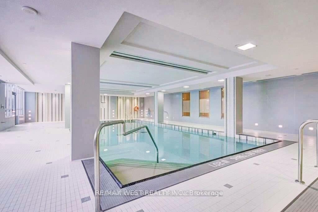 Photo 10 of Unit 505, 7171 Yonge Street, Markham, Grandview — HOMEH