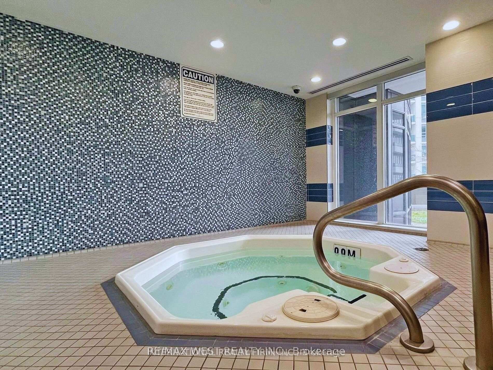 Photo 14 of Unit 505, 7171 Yonge Street, Markham, Grandview — HOMEH