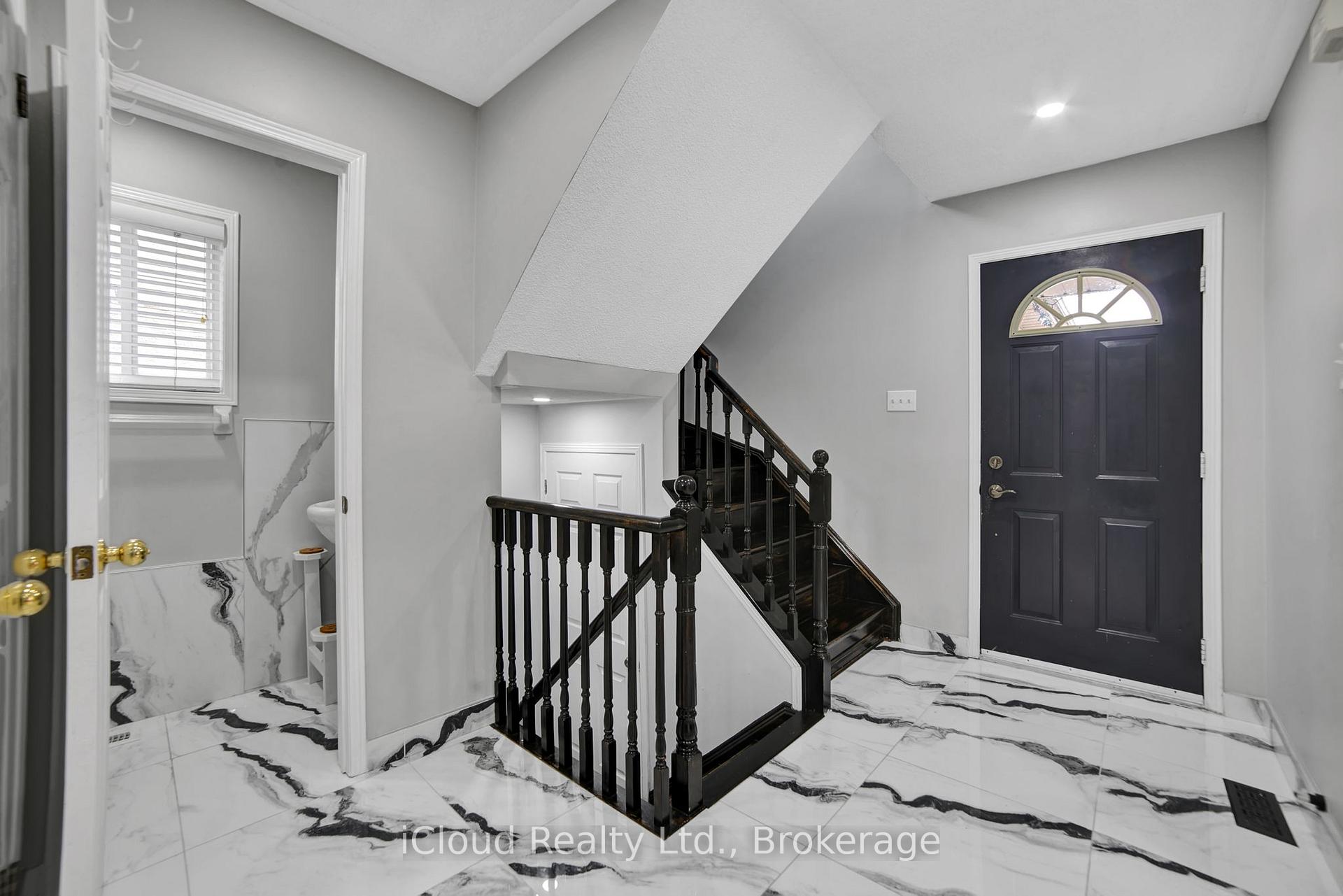 Photo 10 of 96 Copeman Crescent, Barrie, Painswick North — HOMEH