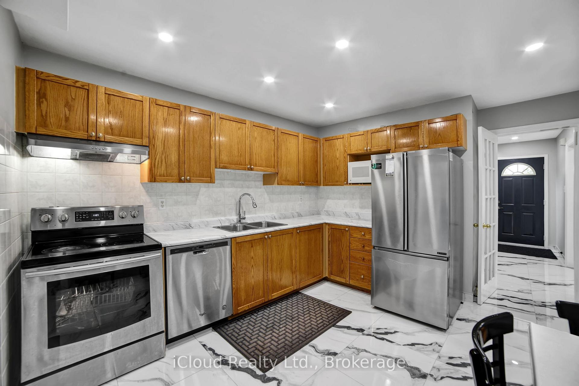 Photo 16 of 96 Copeman Crescent, Barrie, Painswick North — HOMEH