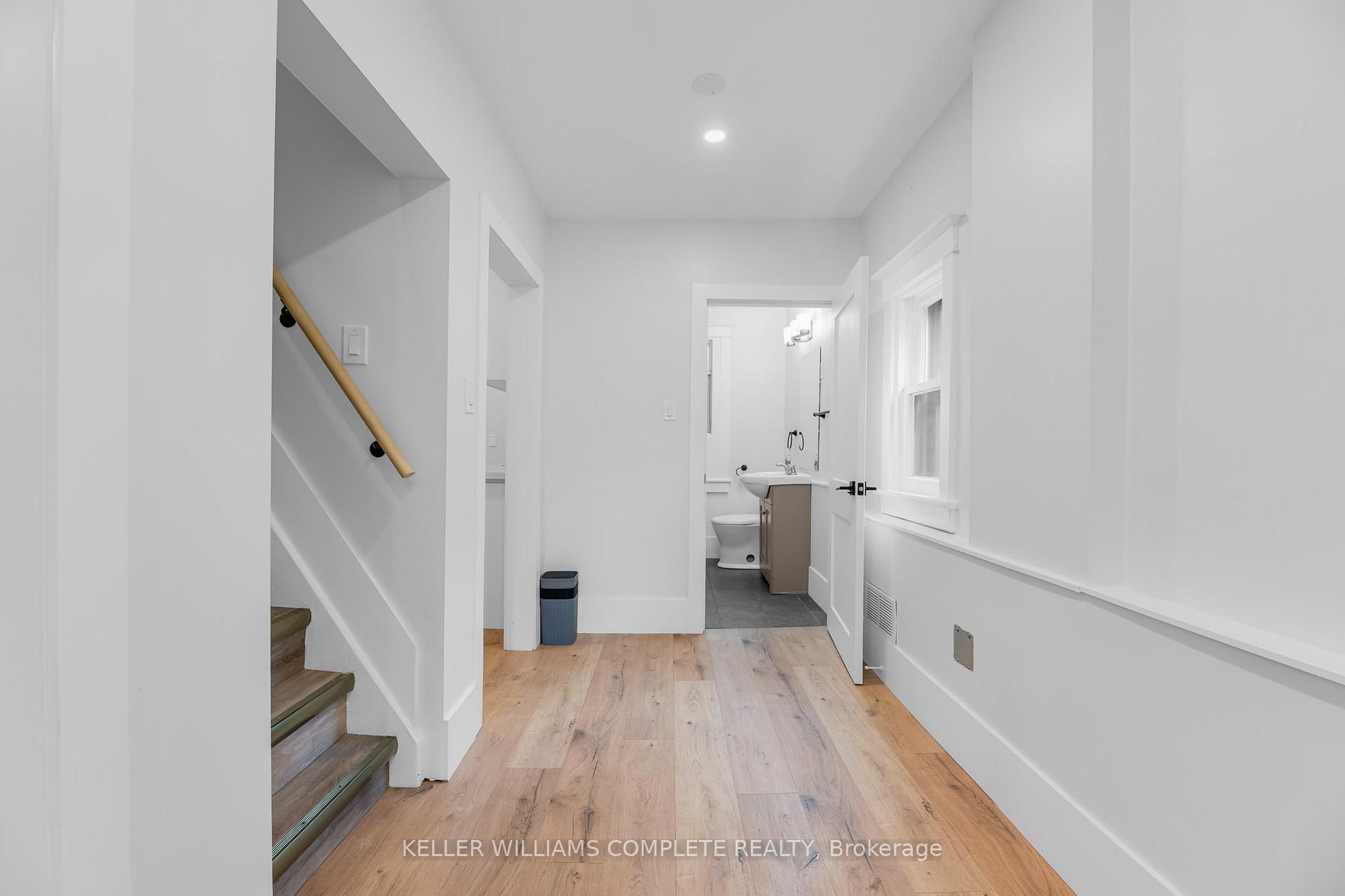 Photo 6 of Unit 2, 199 Balmoral Avenue N, Hamilton, Crown Point — HOMEH