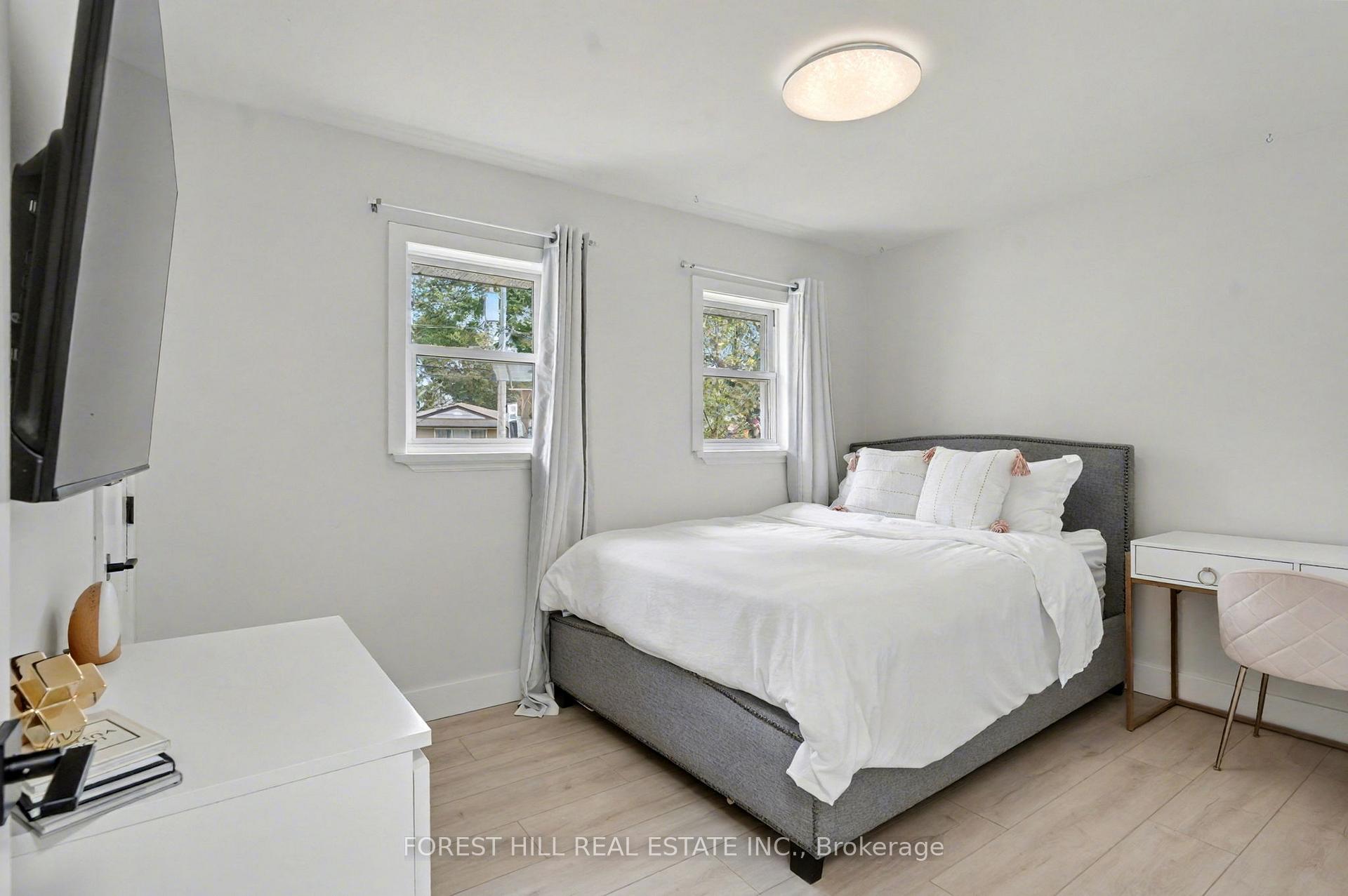 Photo 10 of 68 Cassino Avenue, Guelph, St. George's — HOMEH