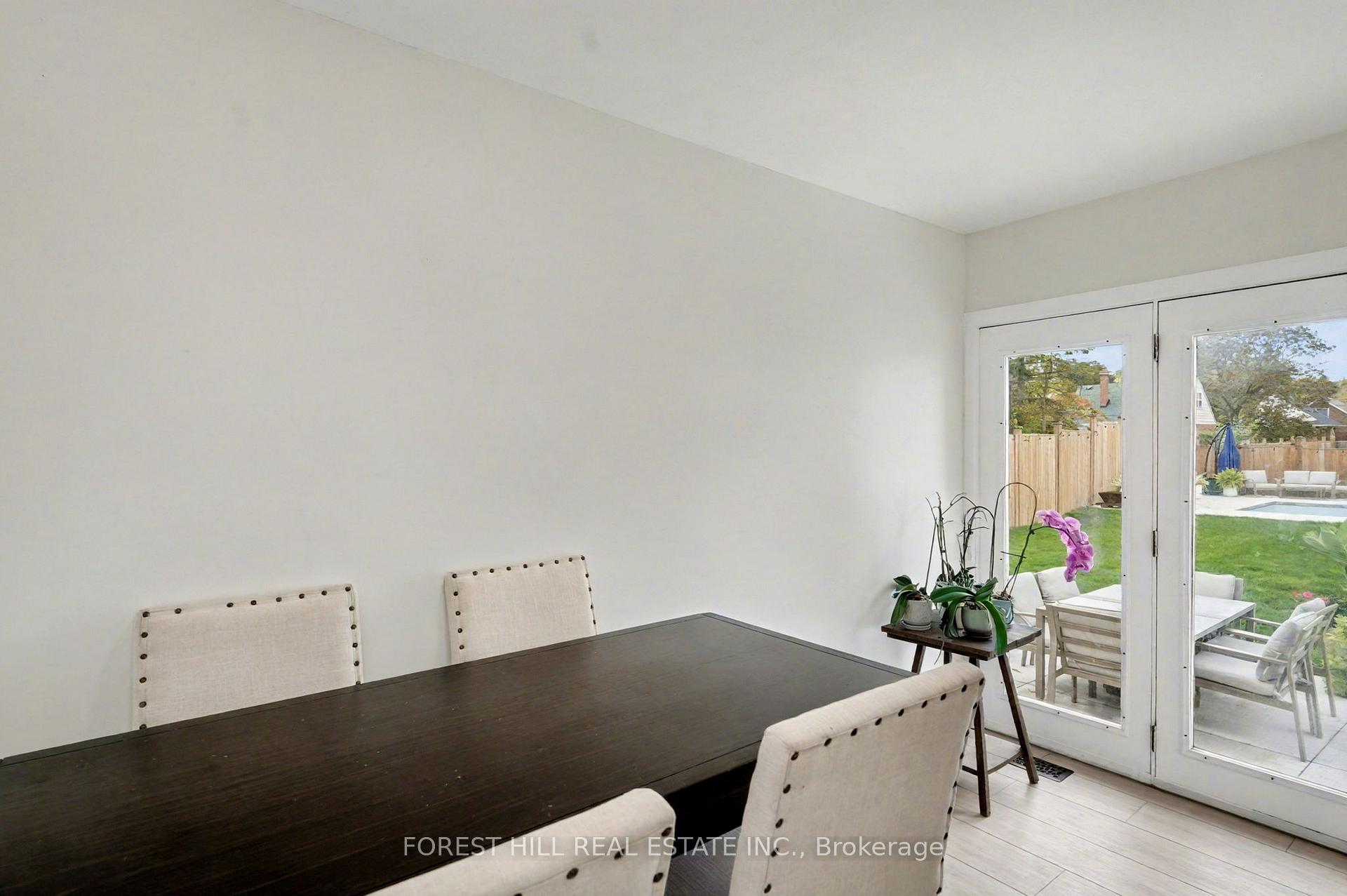 Photo 11 of 68 Cassino Avenue, Guelph, St. George's — HOMEH