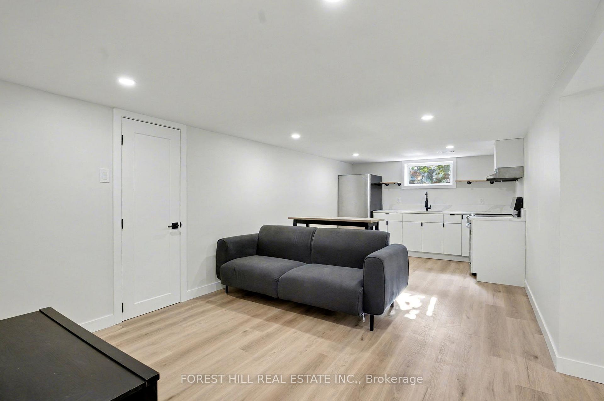 Photo 17 of 68 Cassino Avenue, Guelph, St. George's — HOMEH