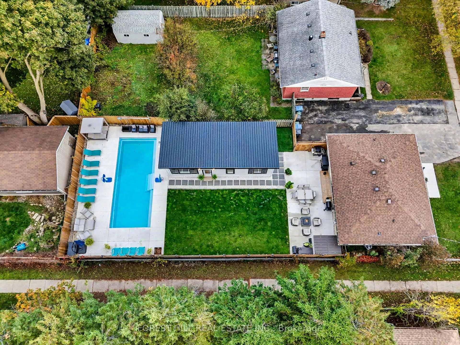 Photo 32 of 68 Cassino Avenue, Guelph, St. George's — HOMEH