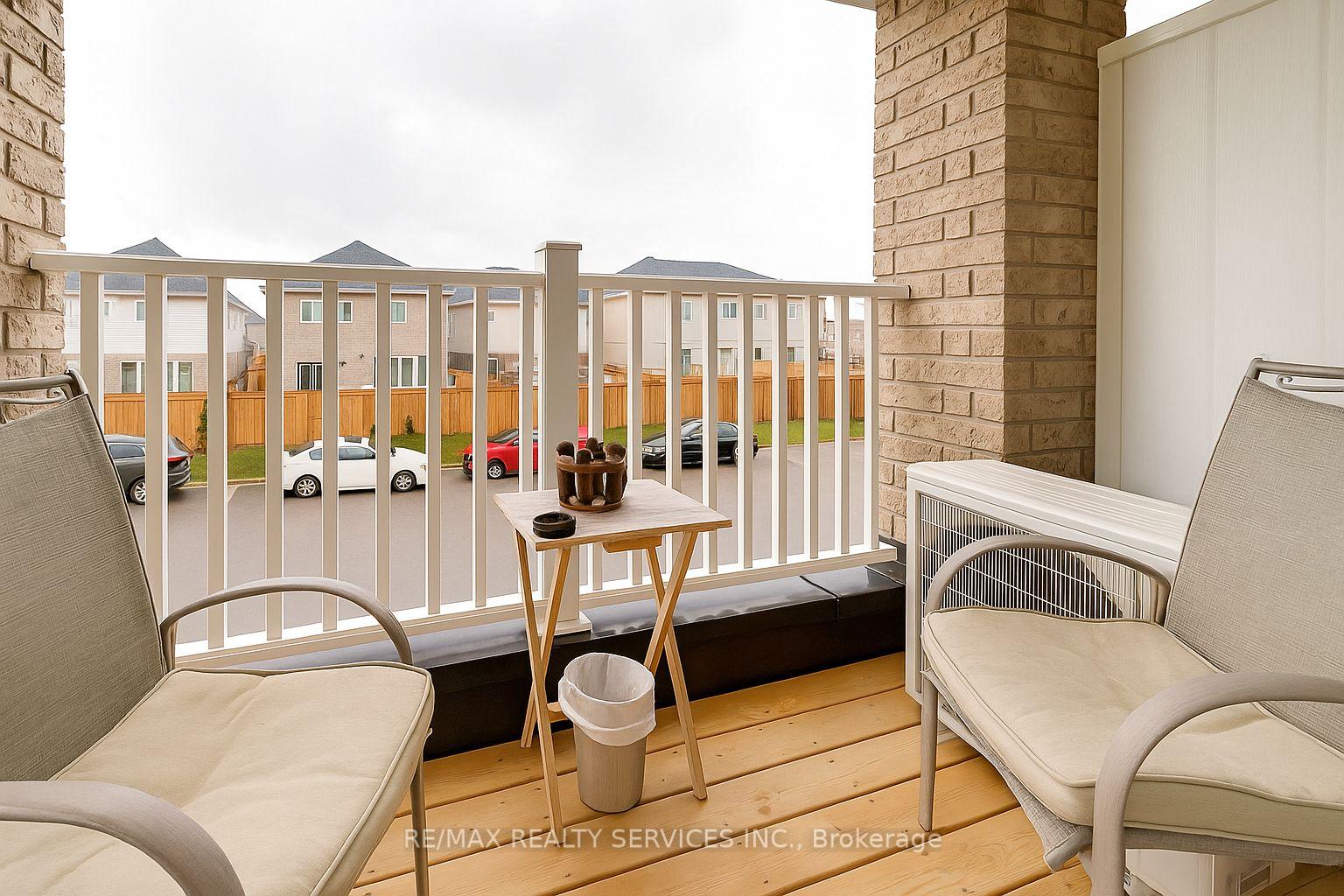 Photo 10 of Unit 35, 113 Hartley Avenue, Brant, Paris — HOMEH