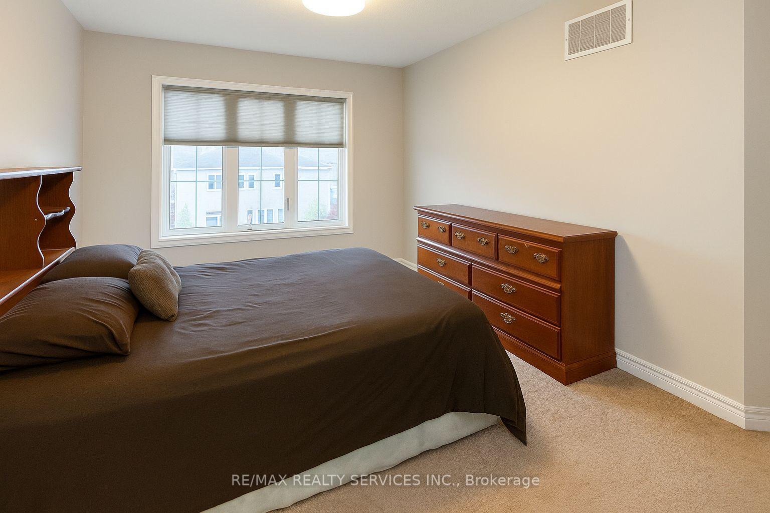 Photo 6 of Unit 35, 113 Hartley Avenue, Brant, Paris — HOMEH