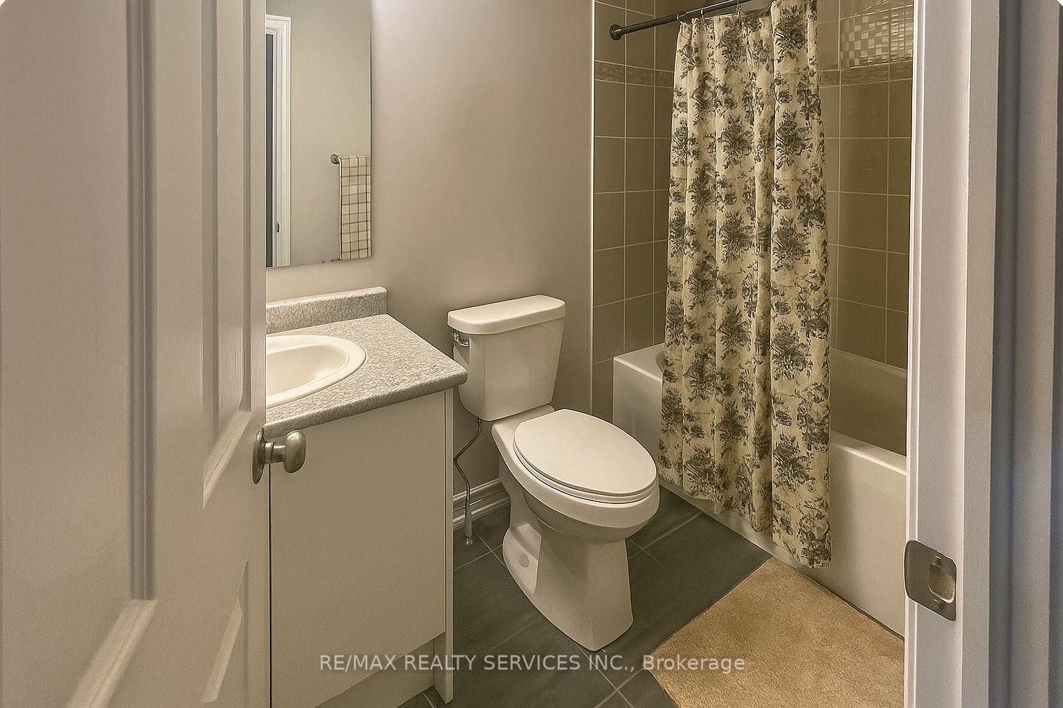 Photo 7 of Unit 35, 113 Hartley Avenue, Brant, Paris — HOMEH