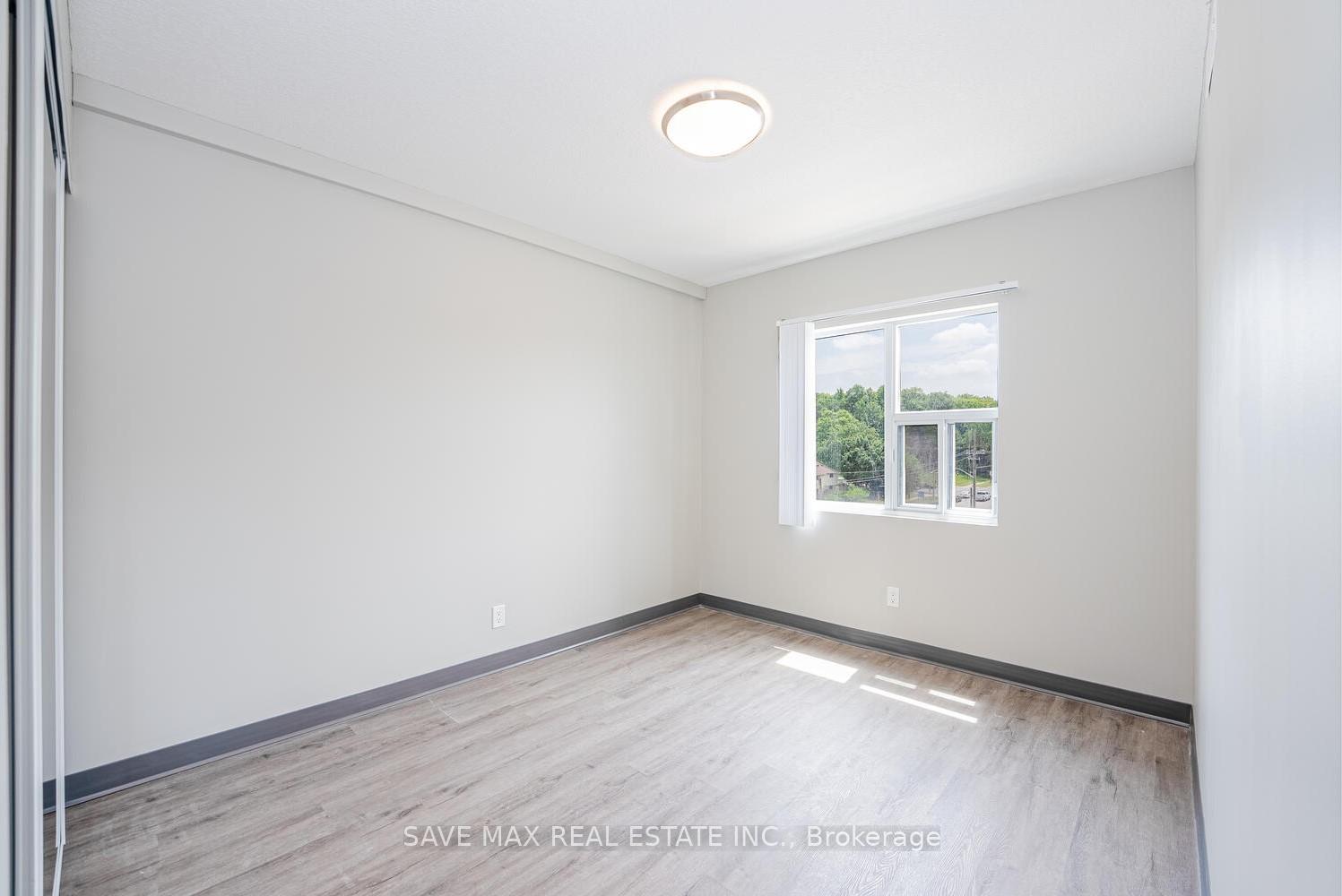 Photo 3 of Unit 710, 595 Strasburg Road, Kitchener — HOMEH