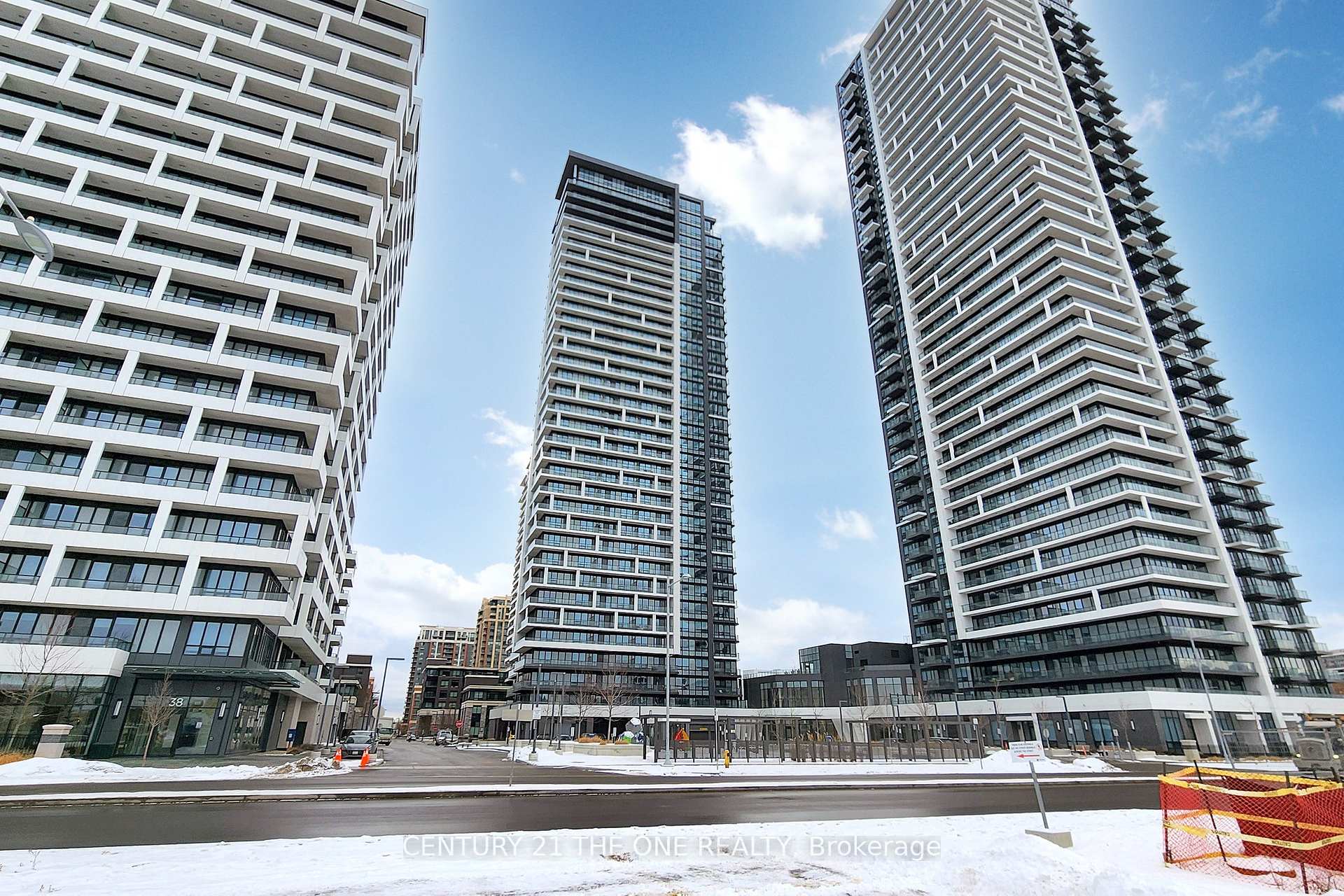 Photo 34 of Unit 605, 18 Water Walk Drive, Markham, Unionville — HOMEH