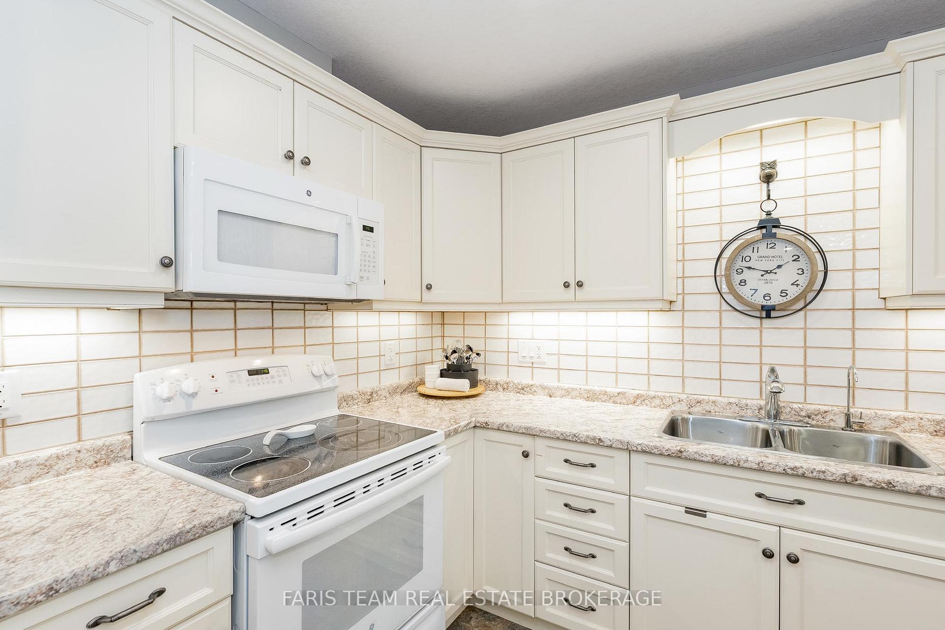 Photo 14 of 8 Chamberlain Crescent, Penetanguishene — HOMEH