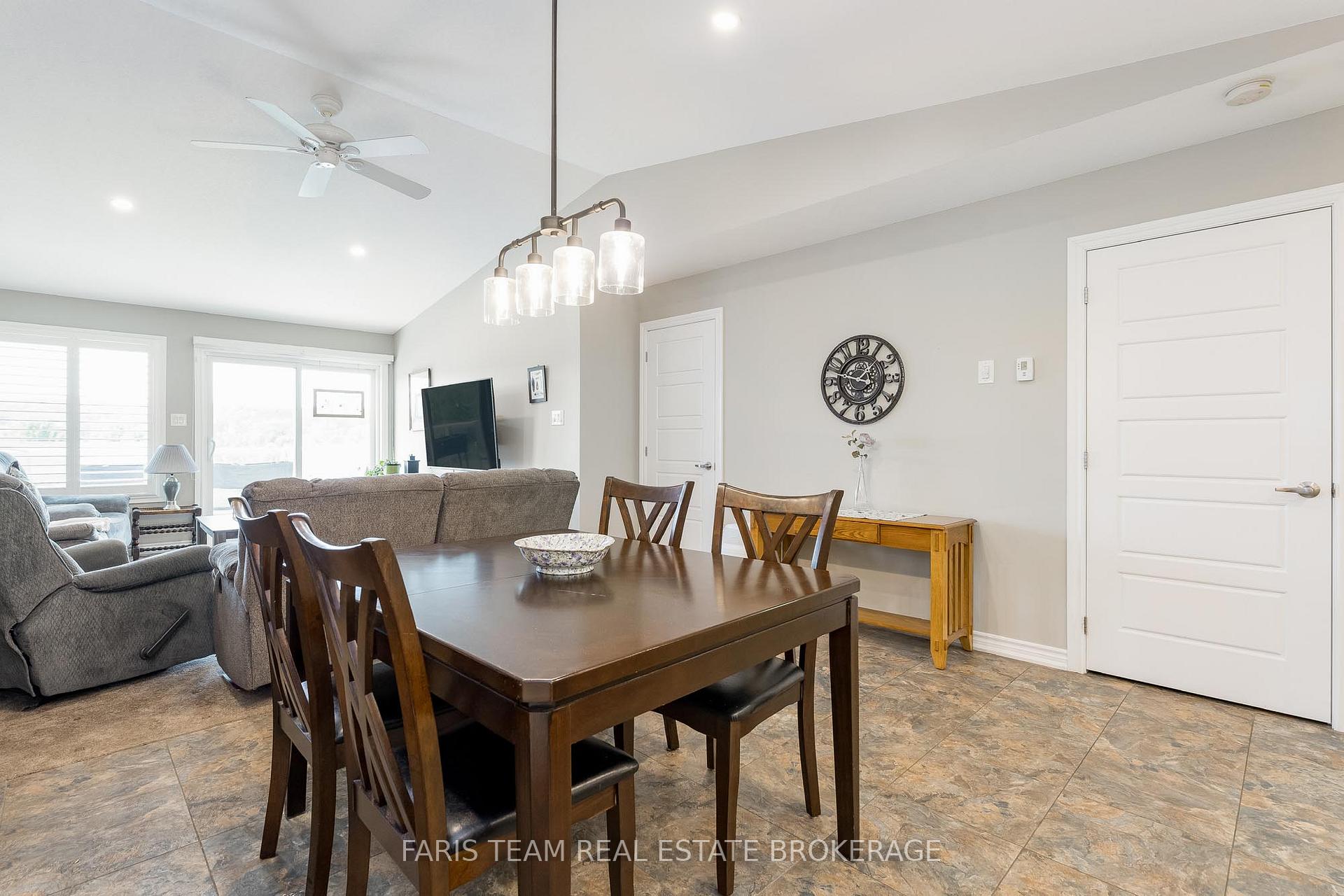 Photo 5 of 8 Chamberlain Crescent, Penetanguishene — HOMEH