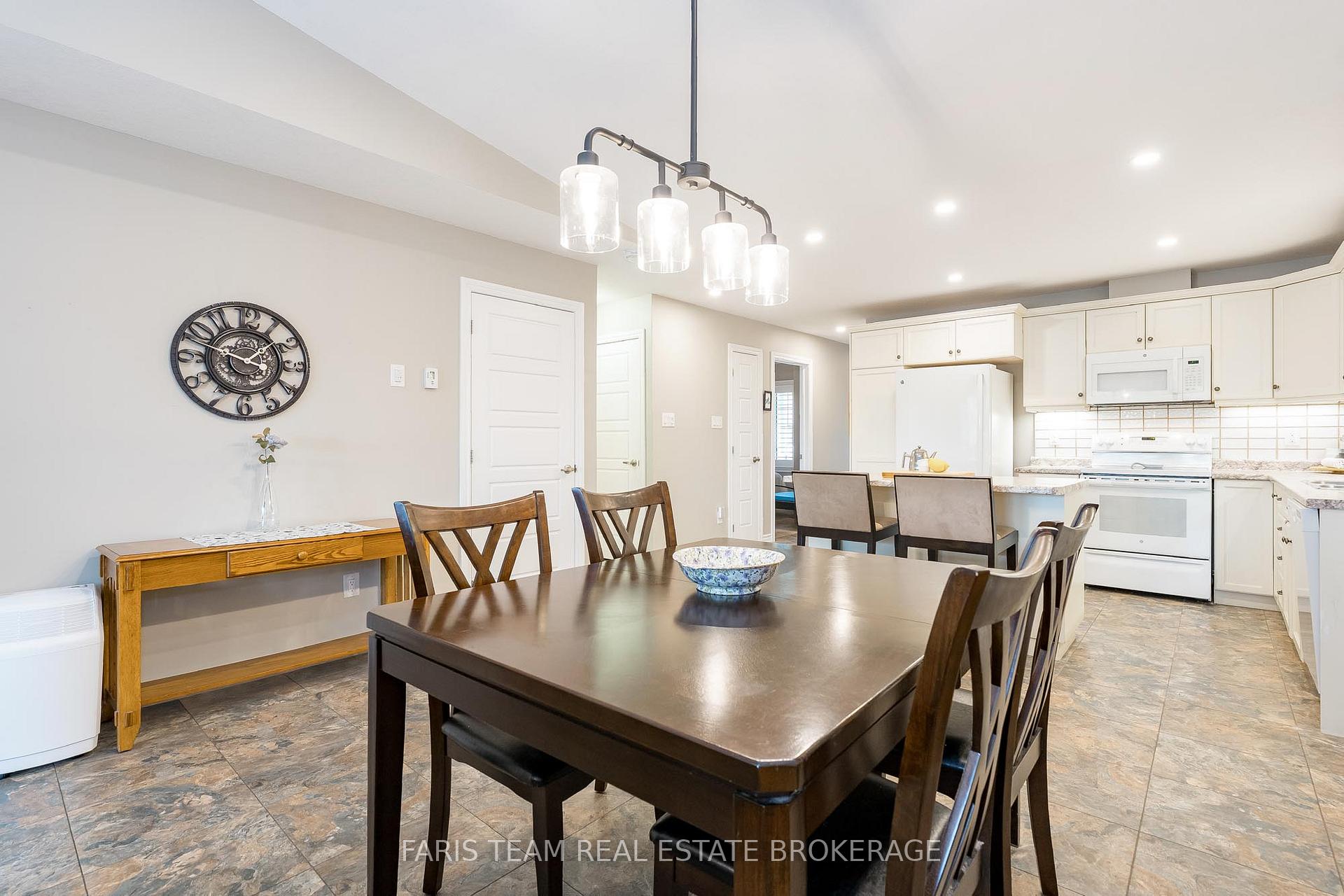 Photo 34 of 8 Chamberlain Crescent, Penetanguishene — HOMEH