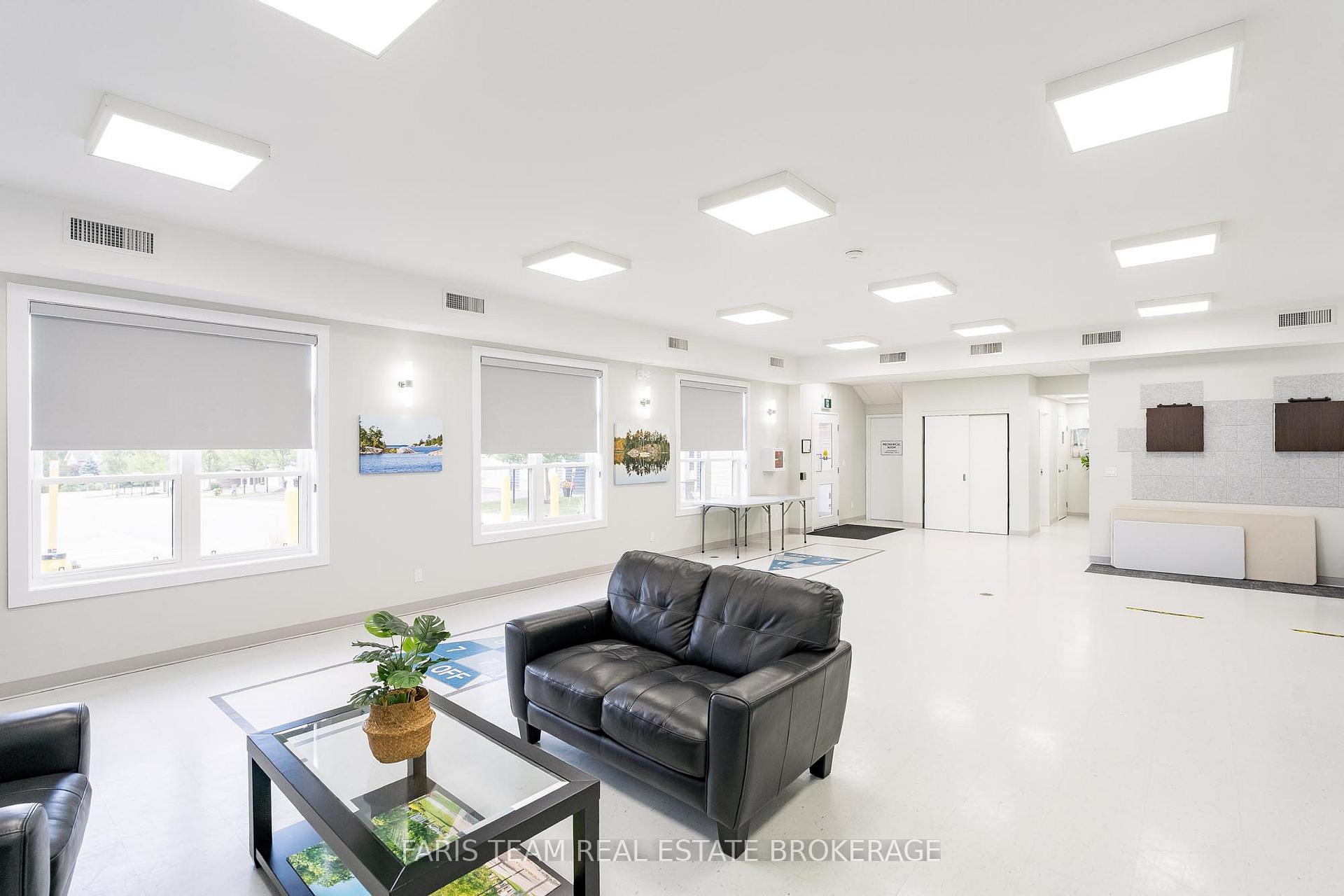 Photo 18 of 8 Chamberlain Crescent, Penetanguishene — HOMEH
